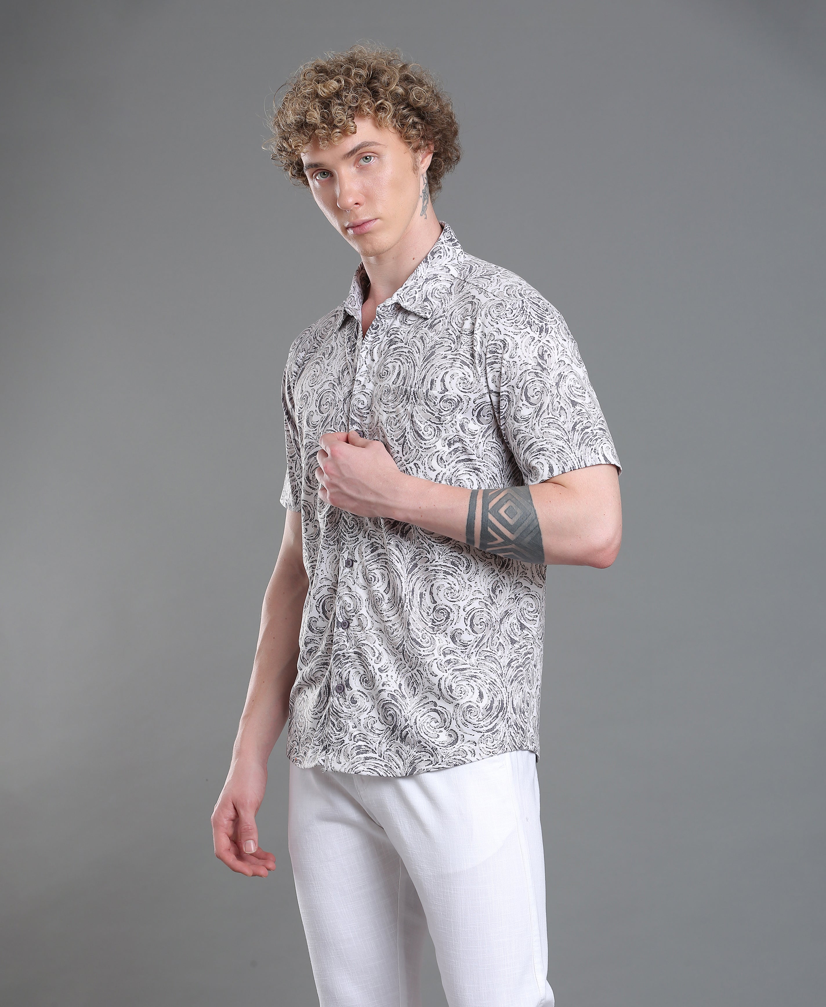 Vivid Poly Cotton Print Slim Shirt