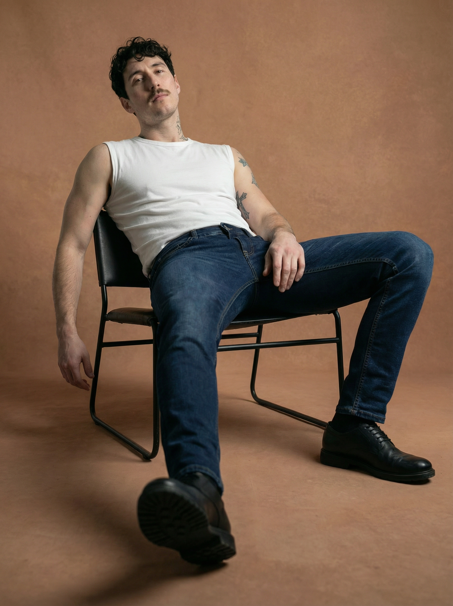 Carrot Cotton Poly Elastane Jeans — Dark Blue Wash