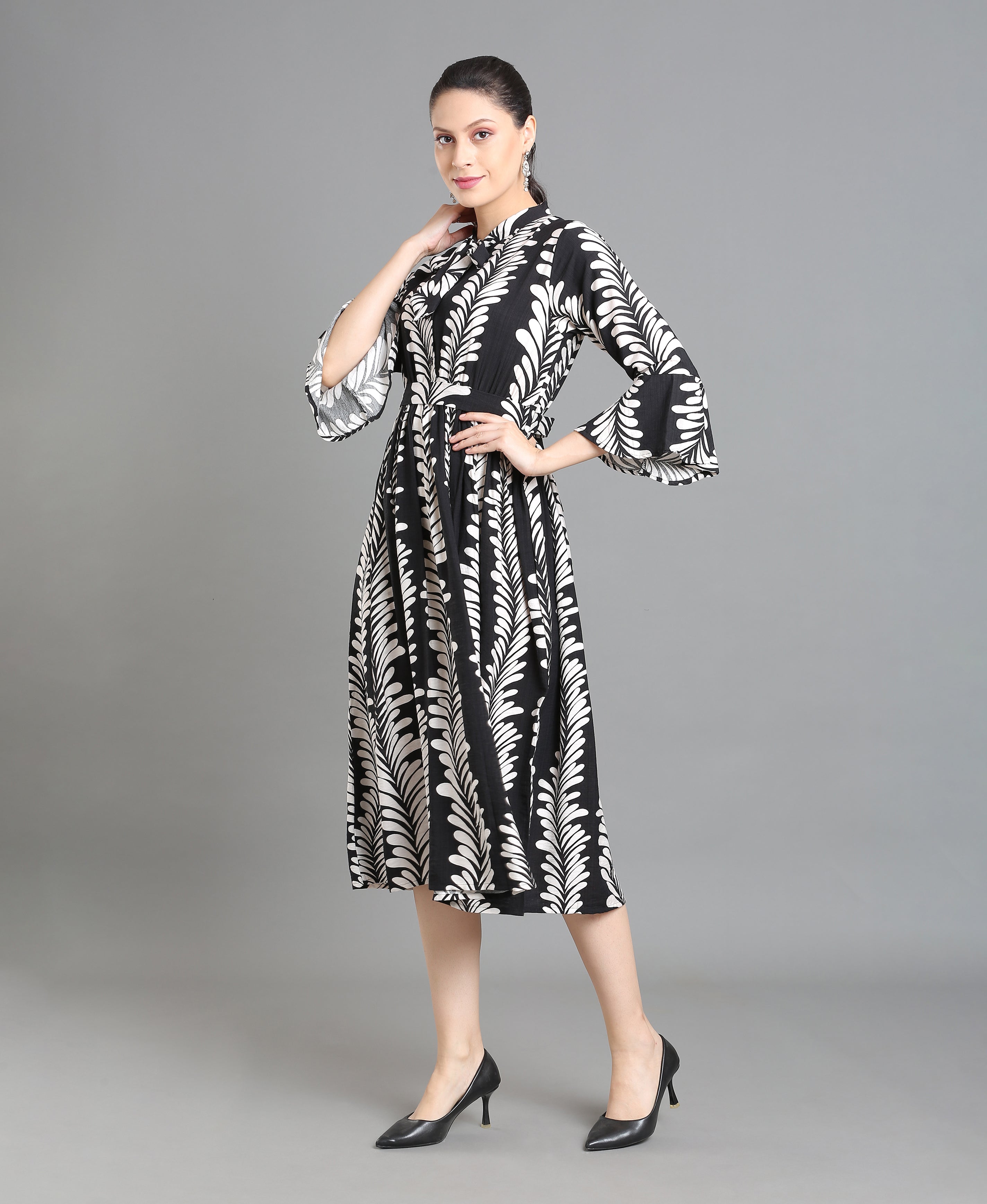 Noir Fancy Flare V-Neck Dress