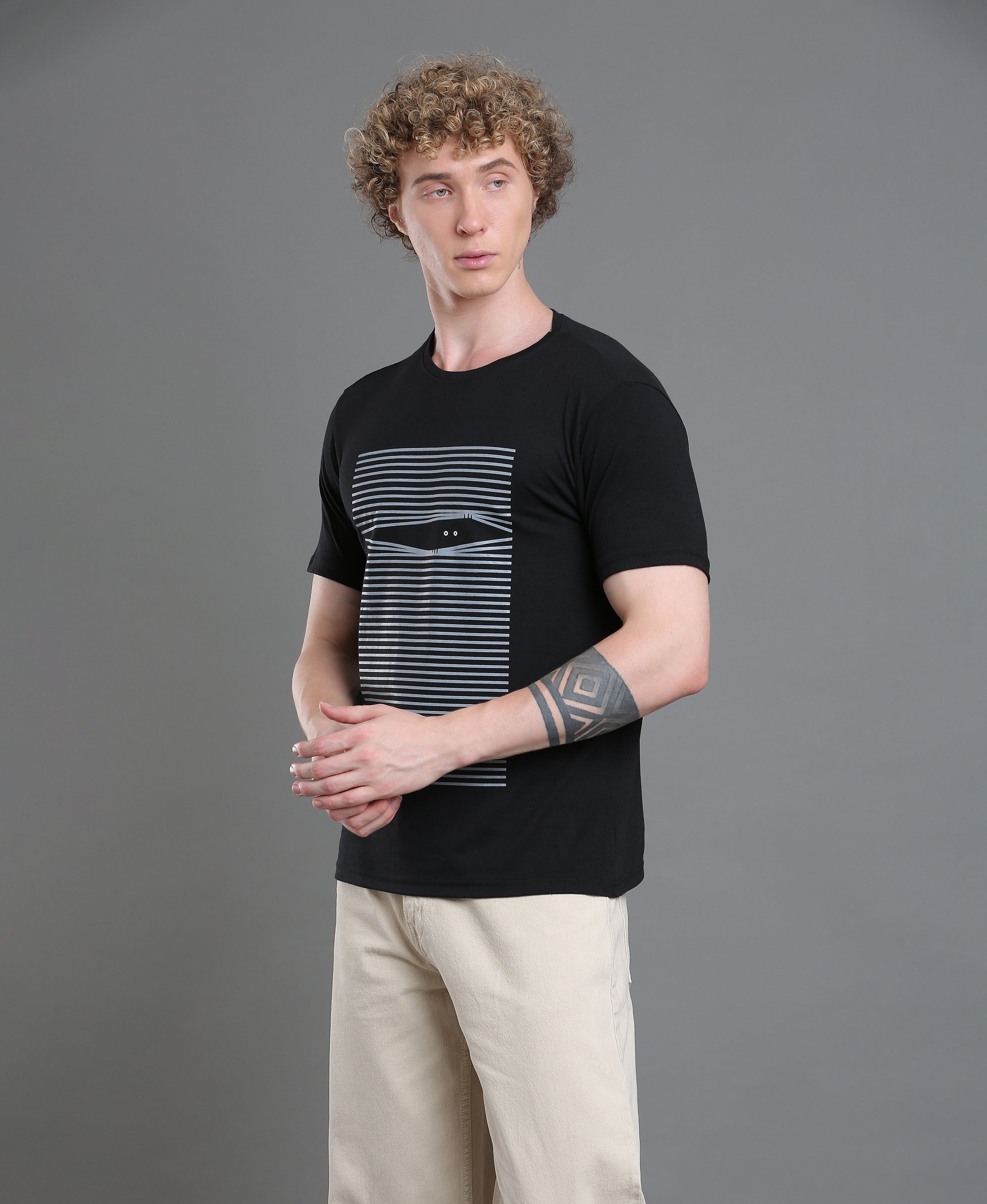 Obsidian Crest Print Tee