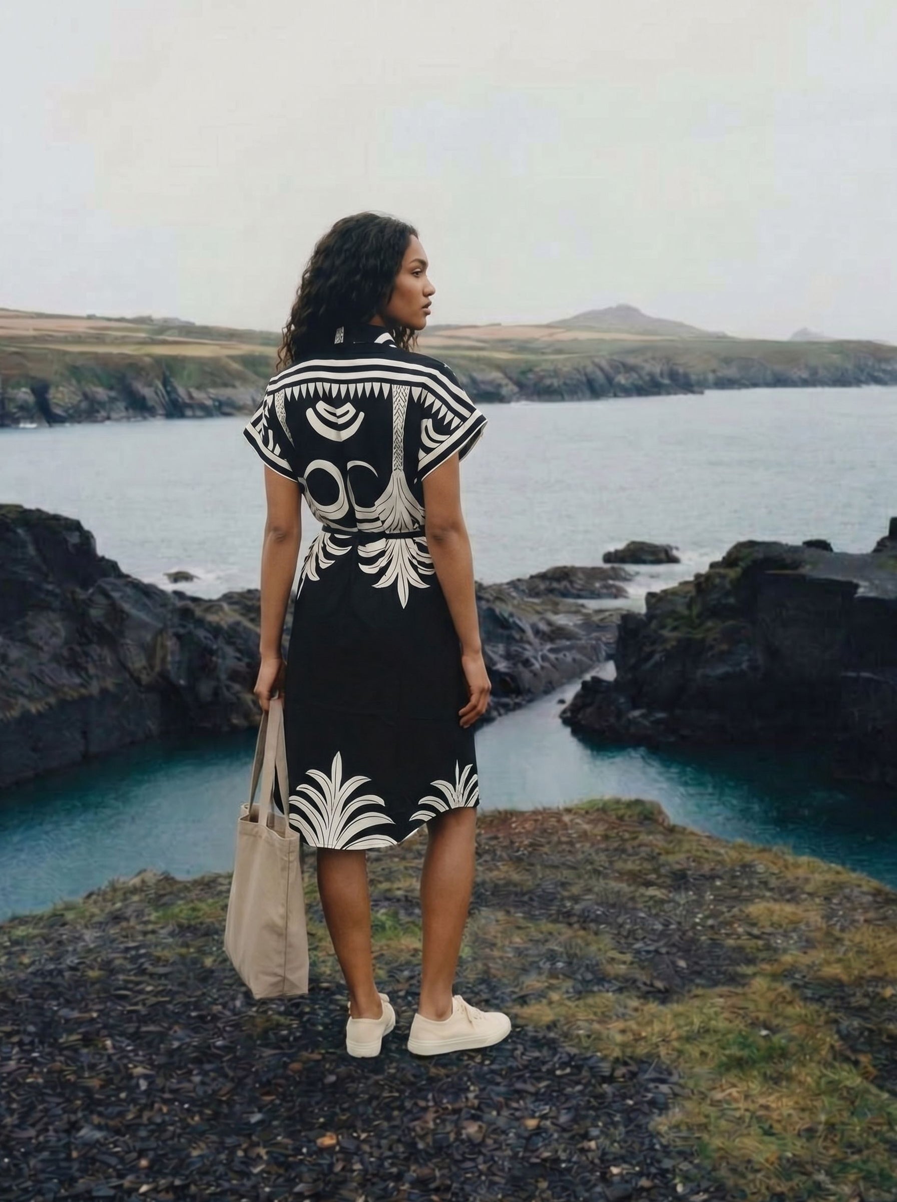 Women's Nylon Viscose Print Black Regular Fit Collar Neck Dresses
