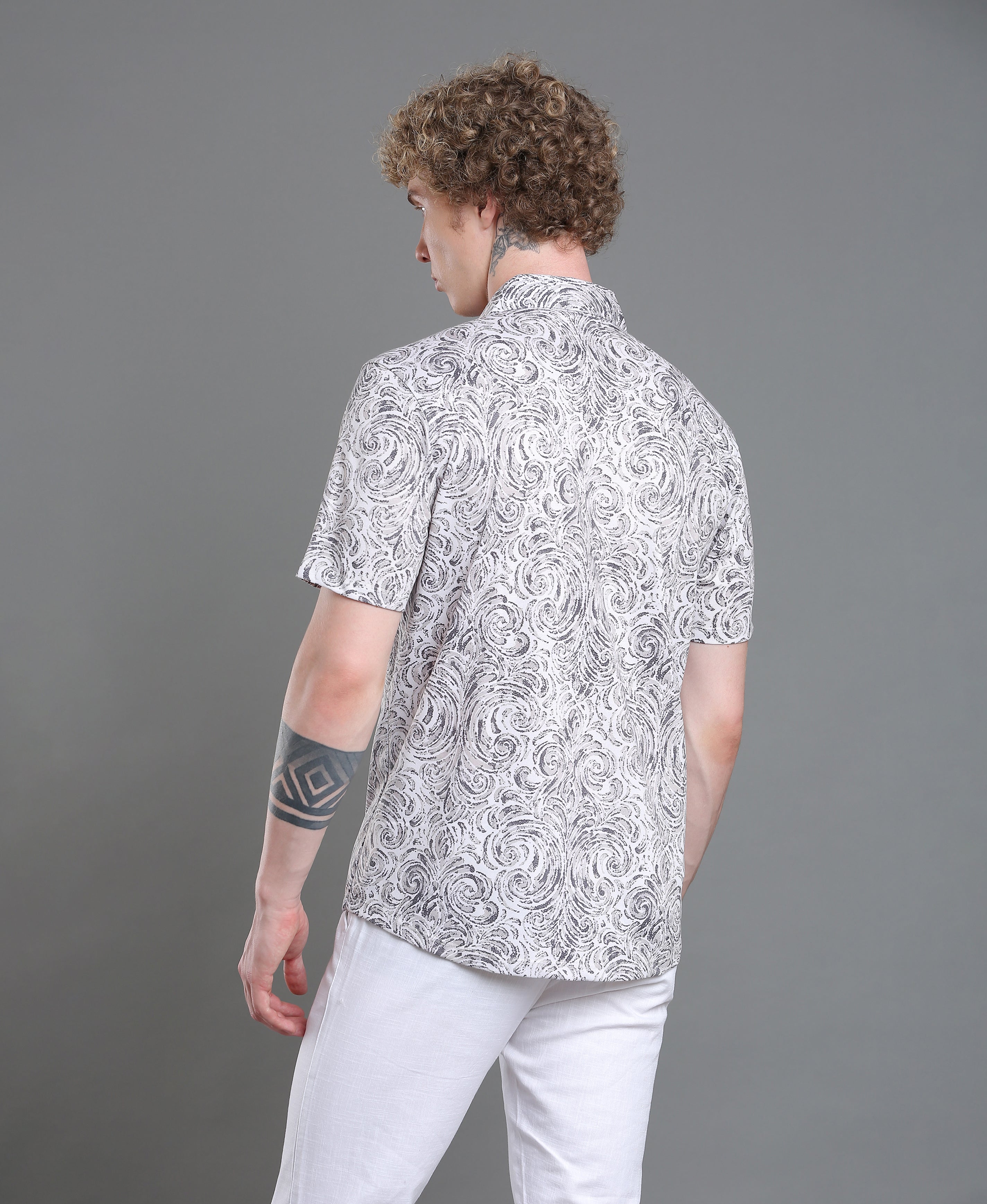 Vivid Poly Cotton Print Slim Shirt