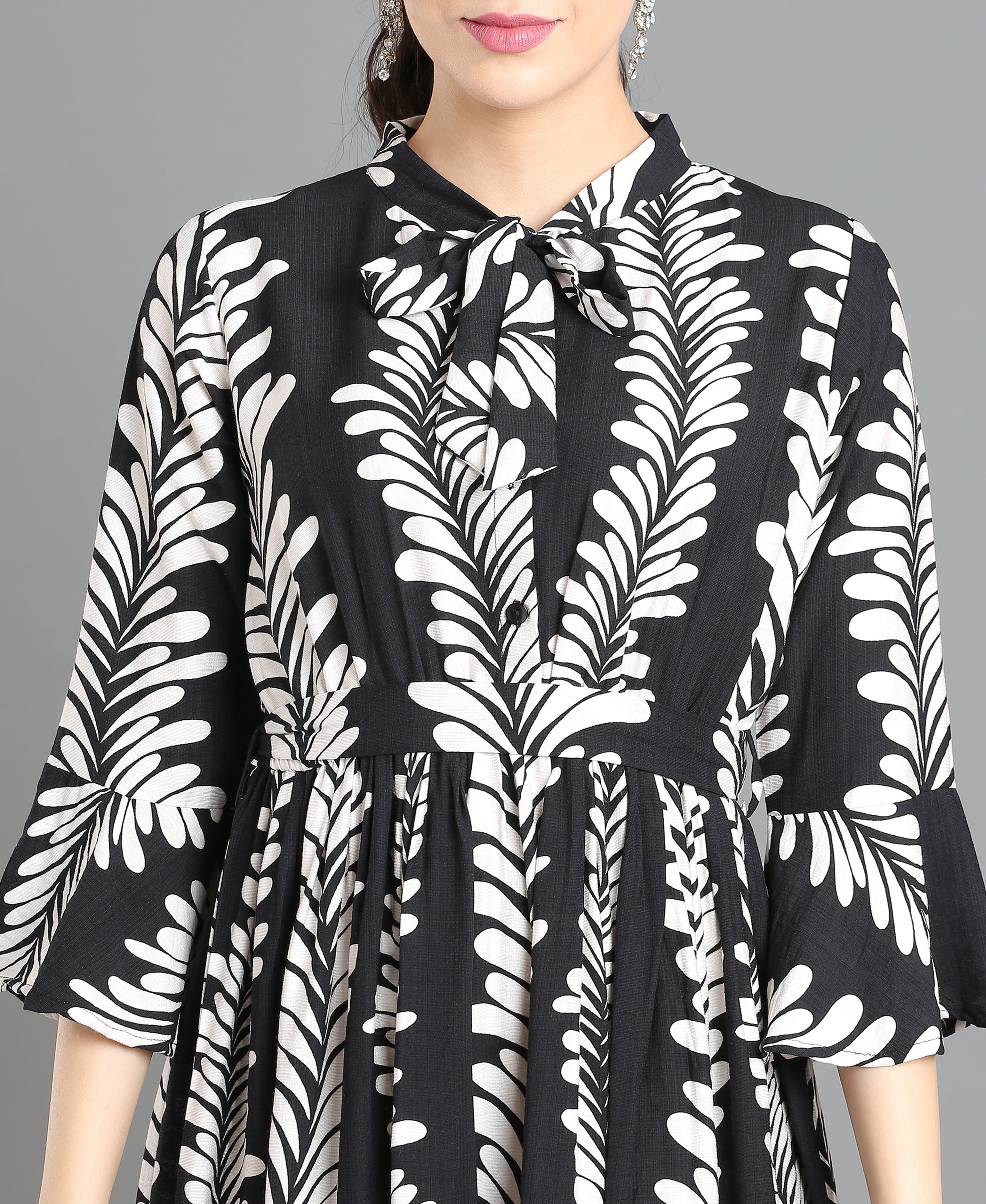 Noir Fancy Flare V-Neck Dress