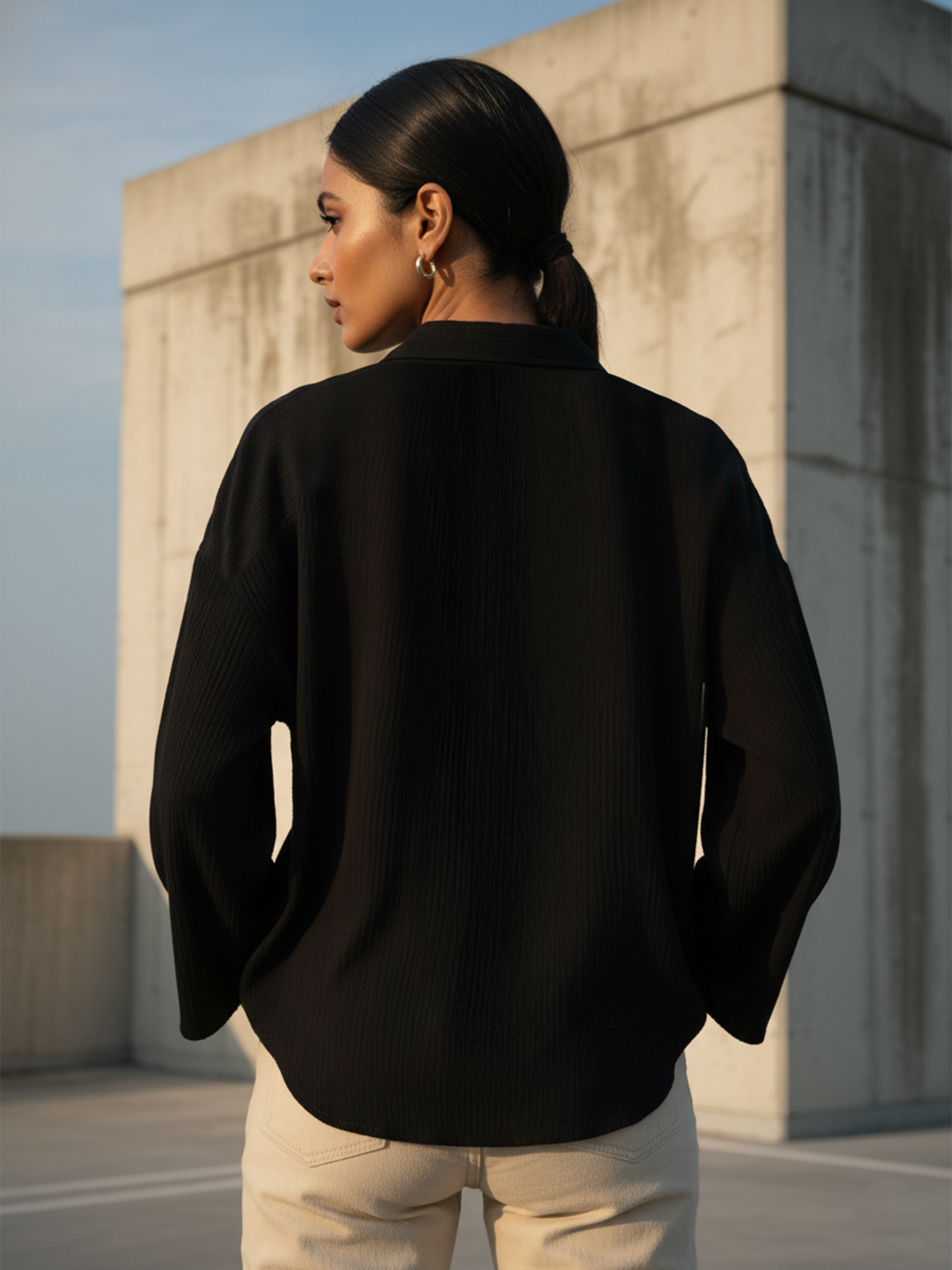 Women’s Obsidian Crest Relax Shirt