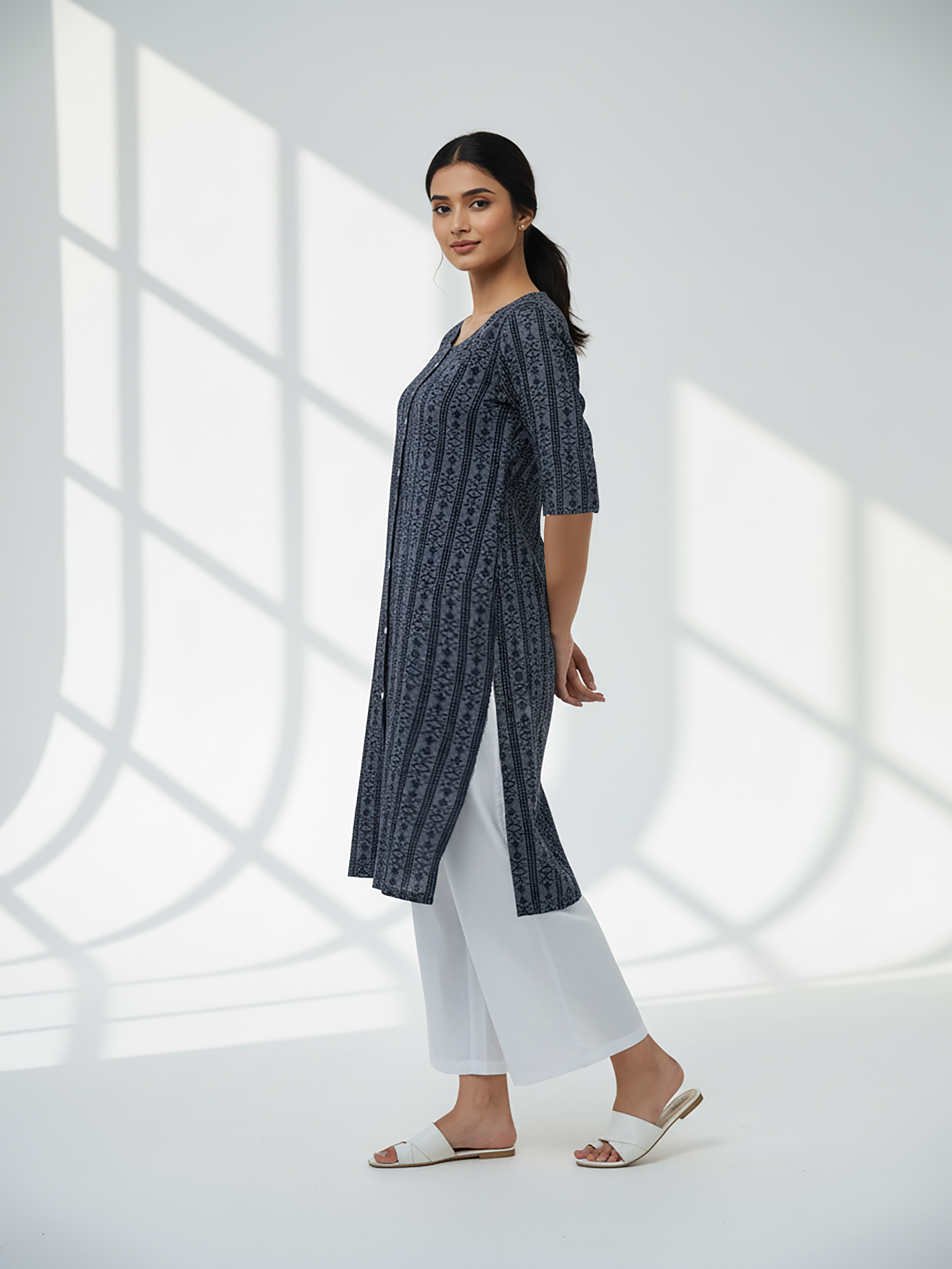 Women’s Stylish Button-Down Kurti