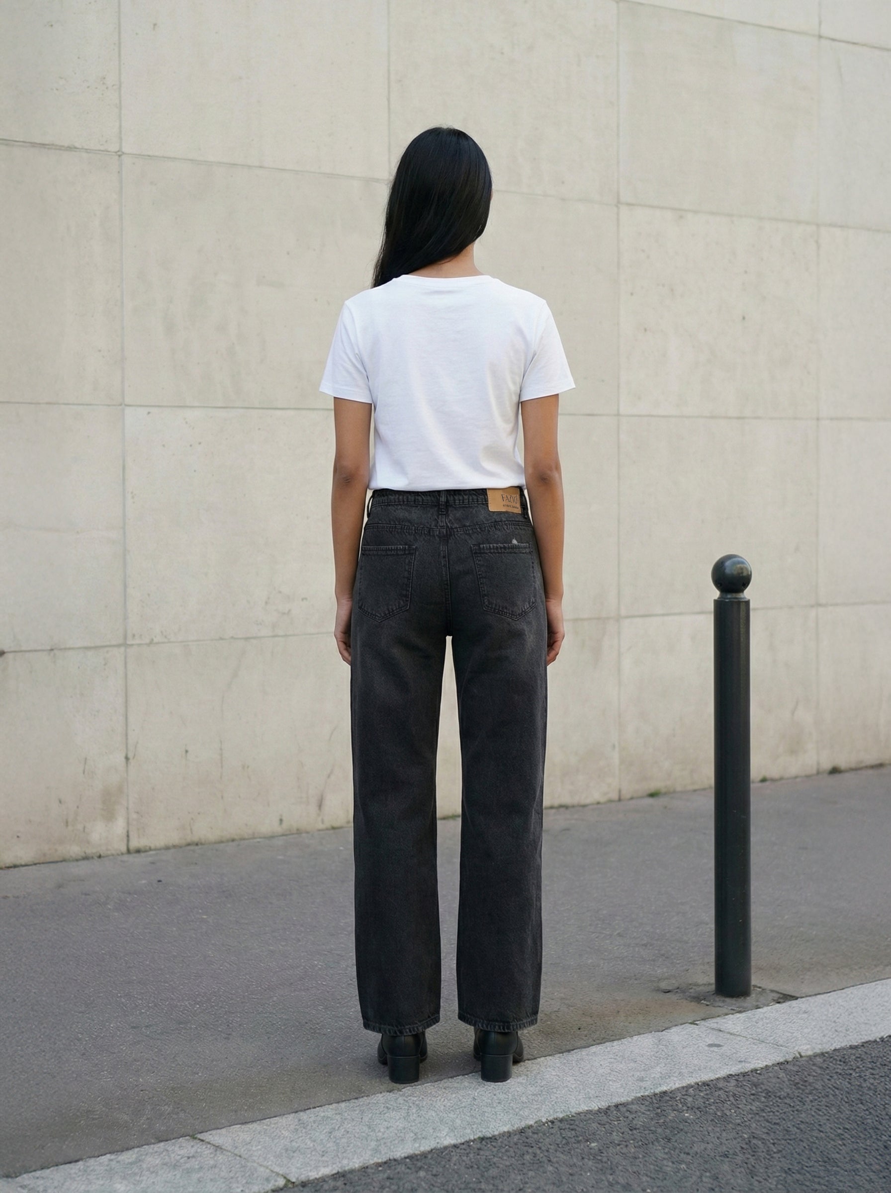 Carbon Black PP Spray Finish Straight Fit Jeans