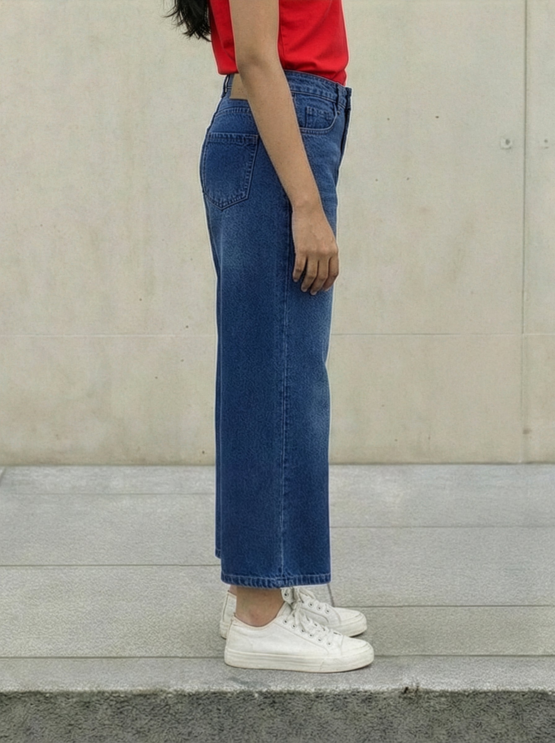Stone Blue Denim Straight Fit Women’s Jeans