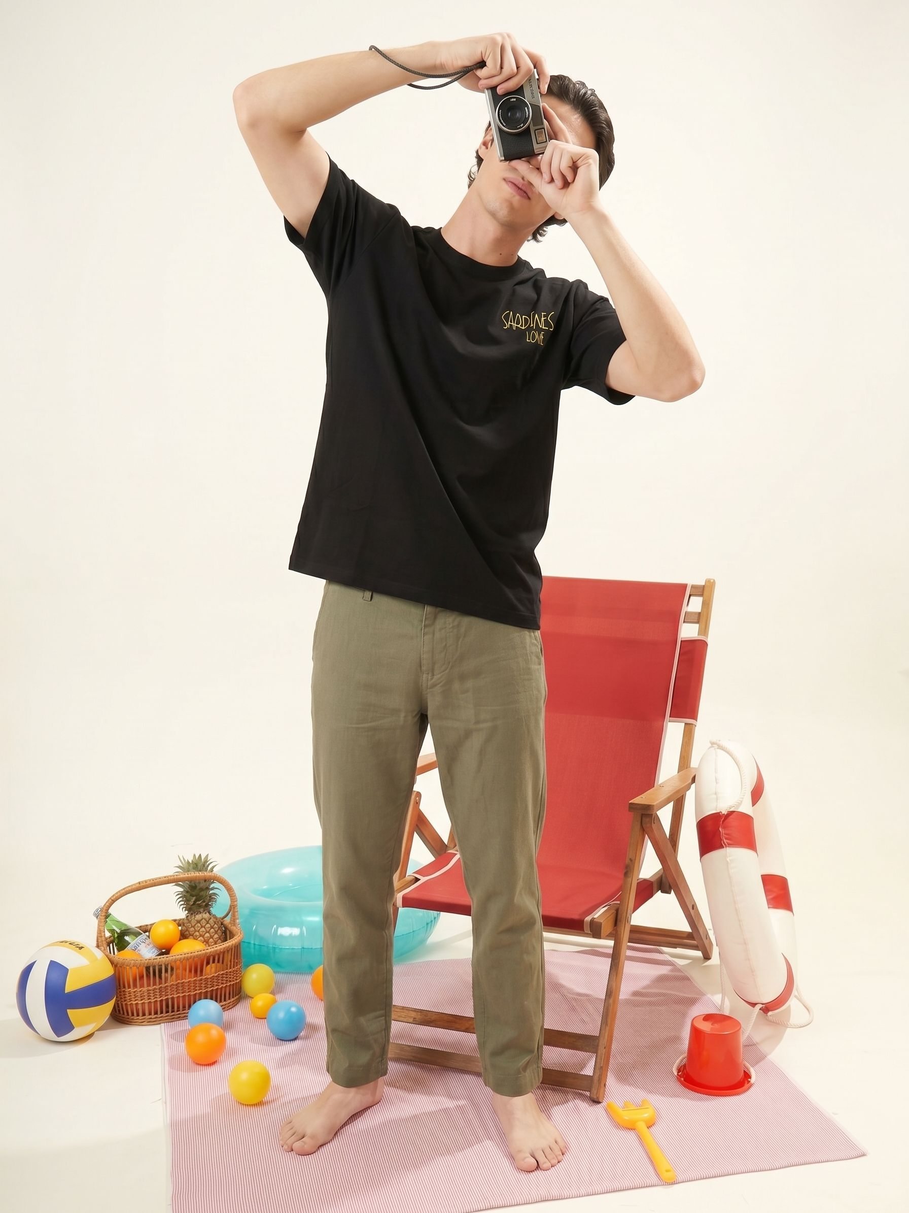 Men's Cotton Black Relaxed Fit Half Sleeve T Shirt