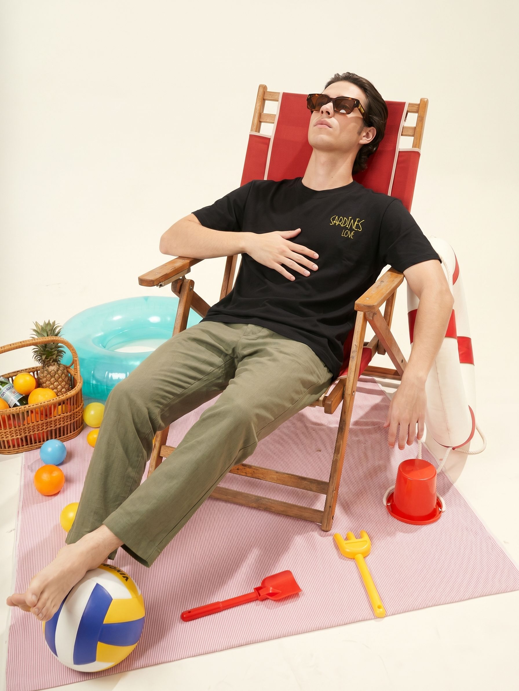 Men's Cotton Black Relaxed Fit Half Sleeve T Shirt