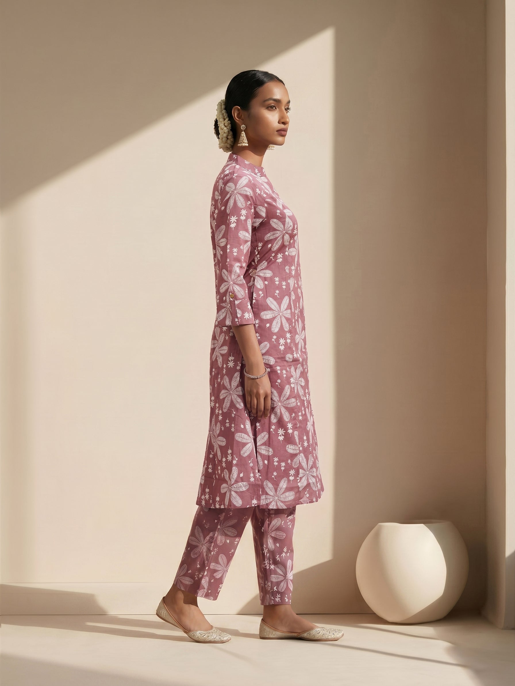 Women's Cotton Pink Regular Fit Printed Kurti Set