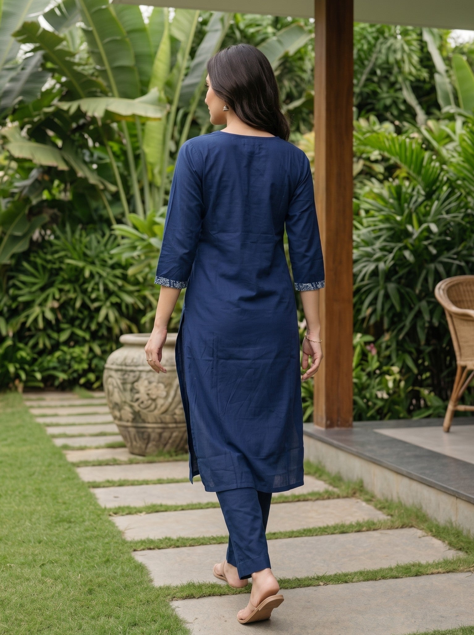 Women's Cotton Blue Regular Fit Kurti
