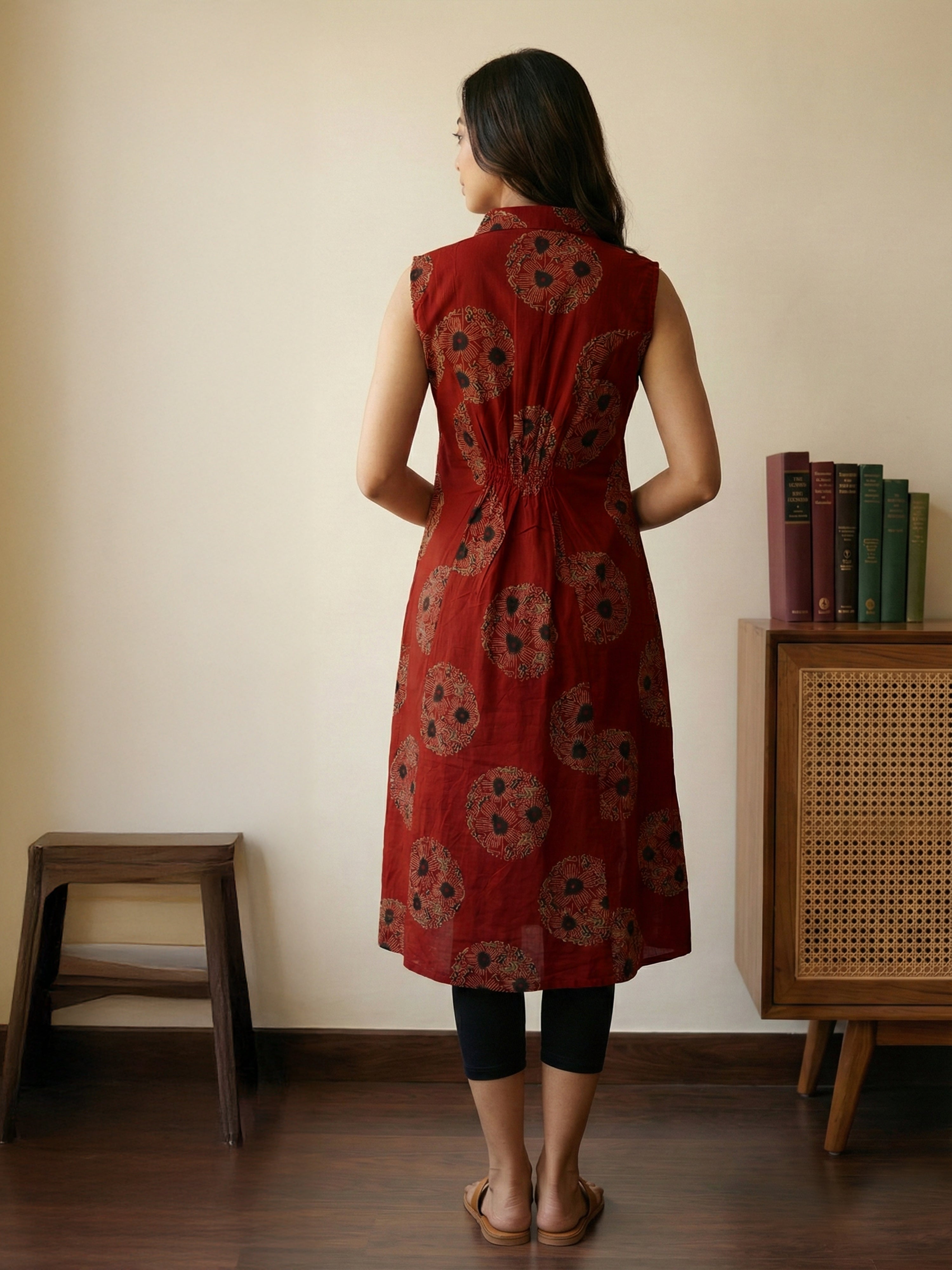Maroon Cotton Collar Neck Sleeveless Kurti For Female