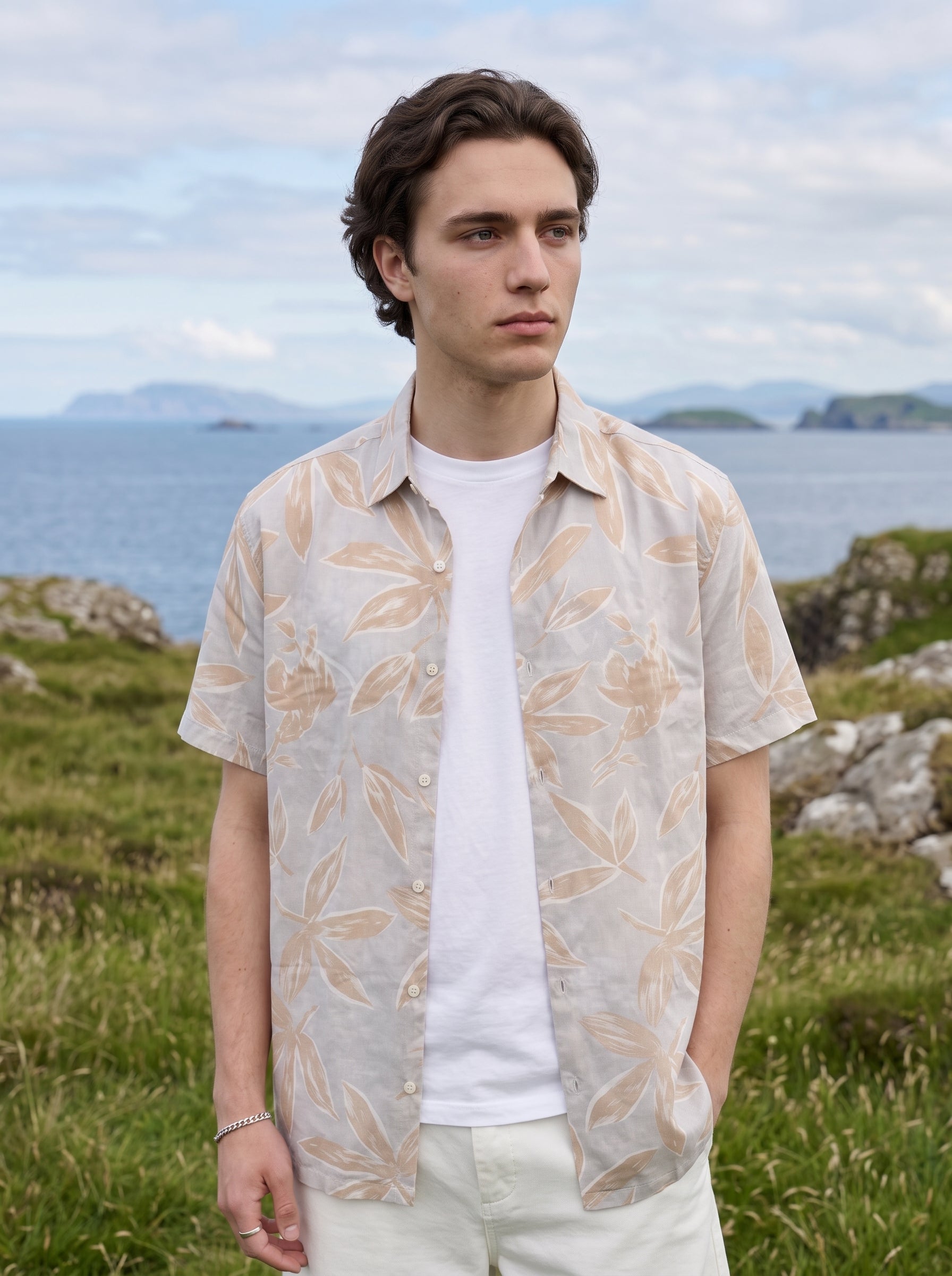 Men's Cotton Prints Brass Relaxed Fit Shirt