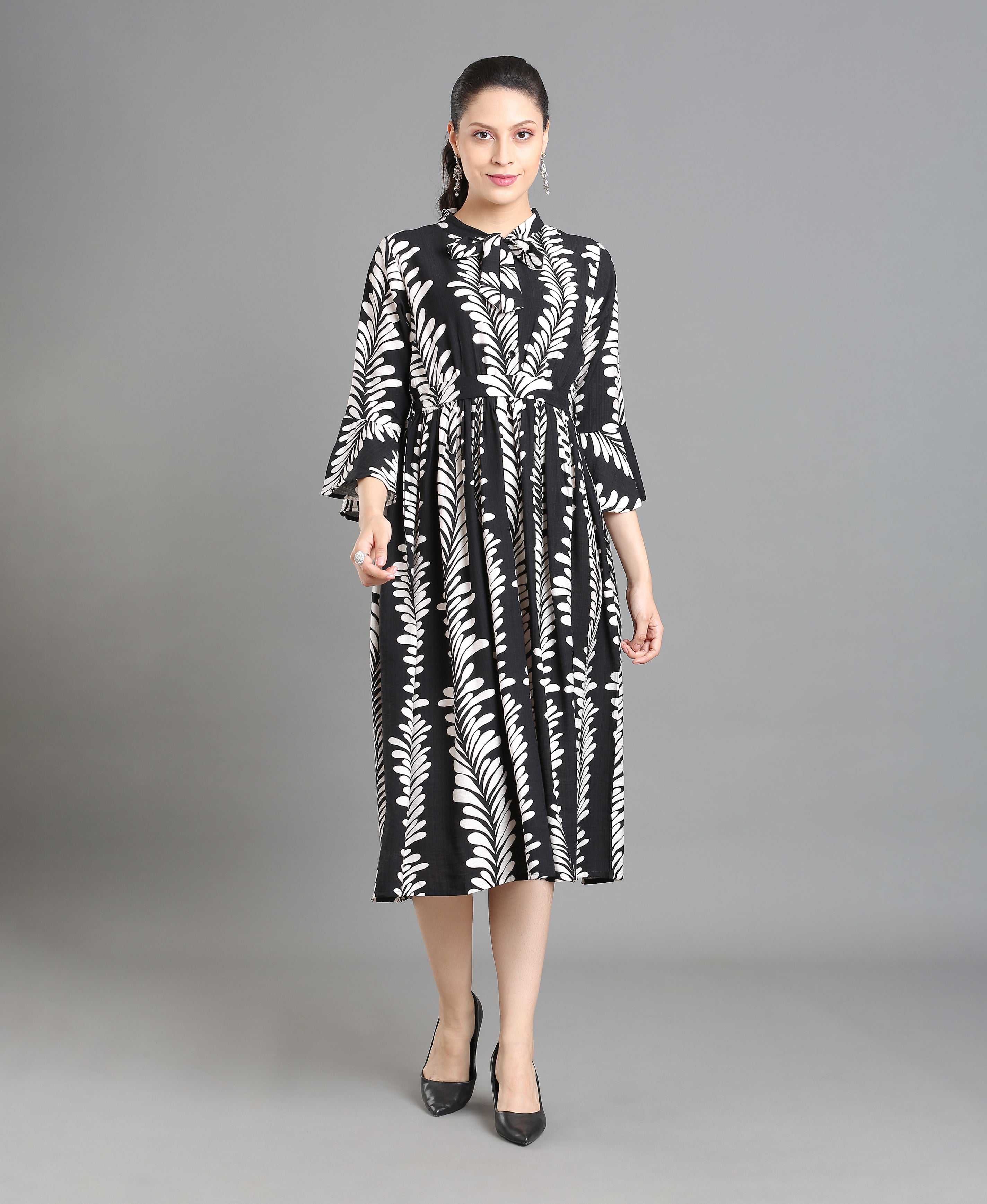 Noir Fancy Flare V-Neck Dress