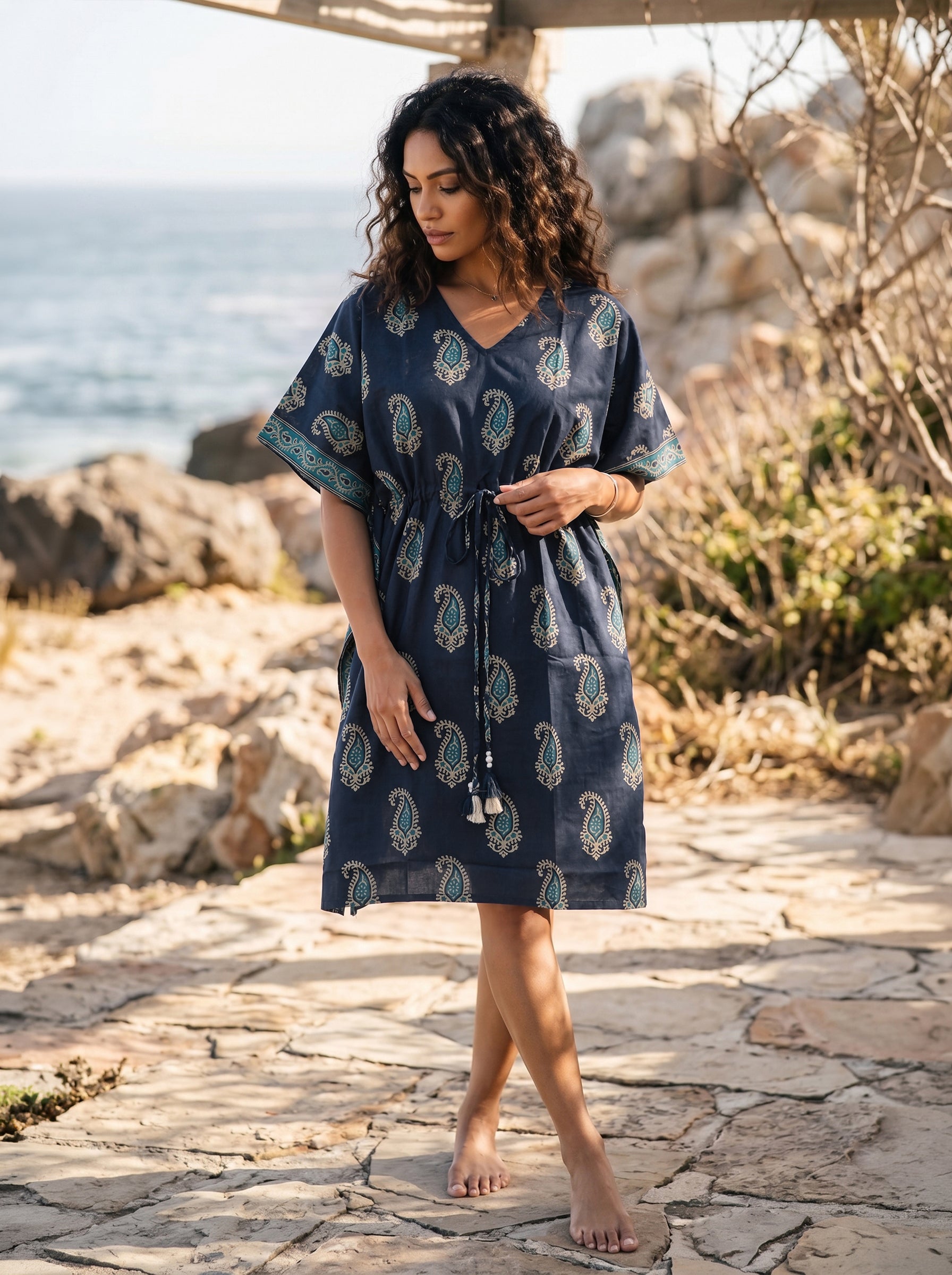 Women's Cambric Cotton Blue Regular Fit Sleeveless Kaftan