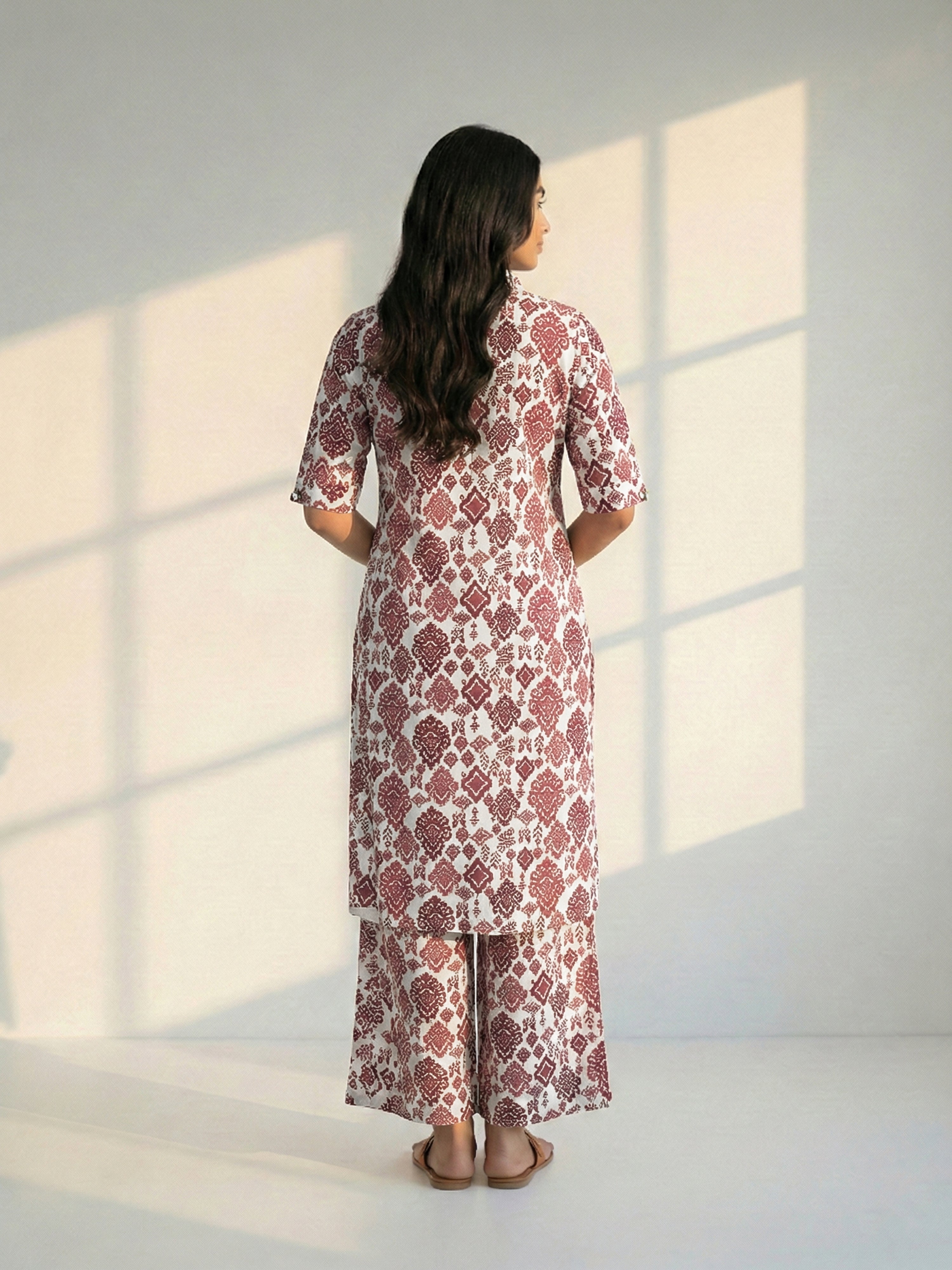 Maroon Rayon Round Neck 3/4 Sleeve Kurti Set For Female