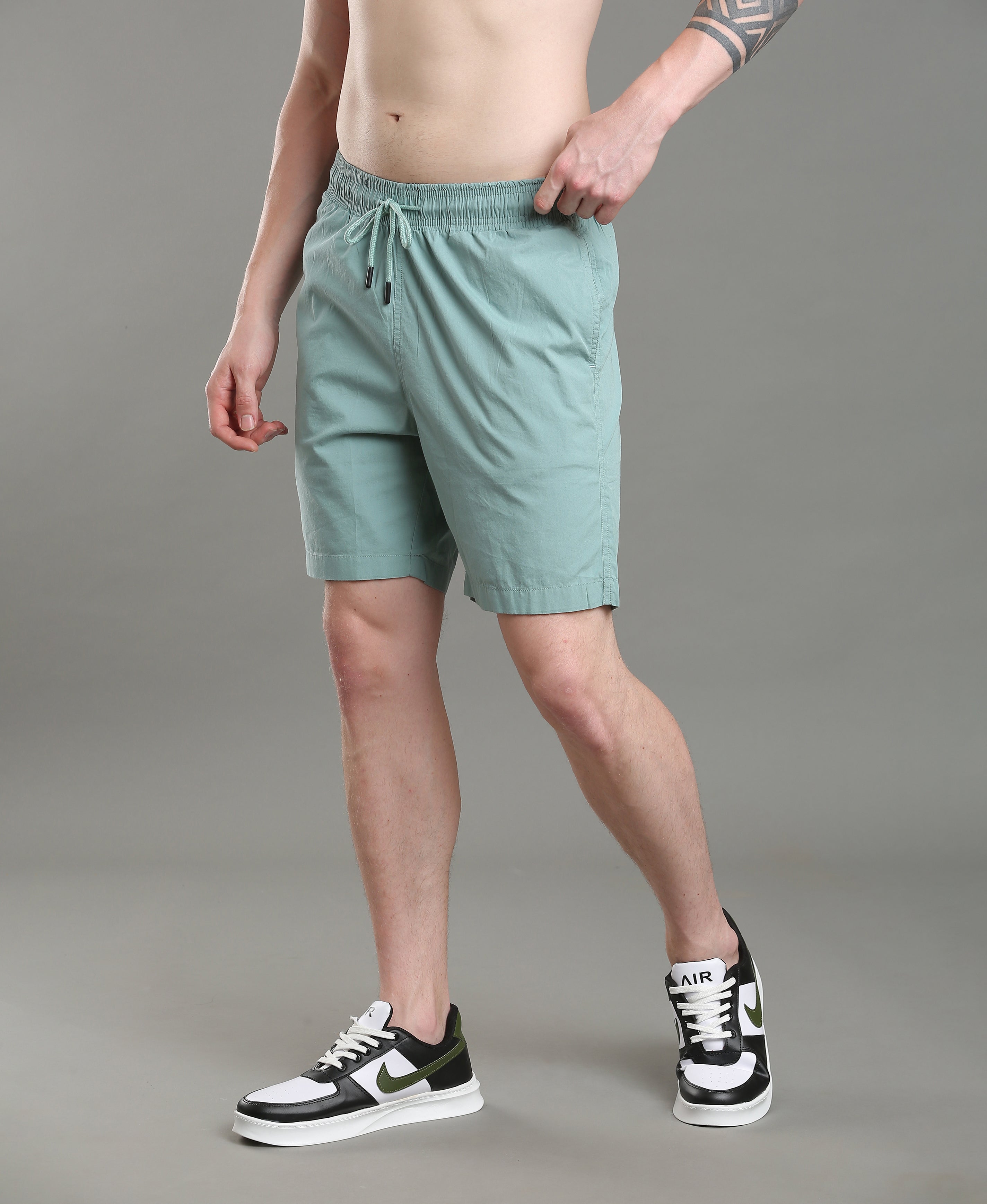 Leafline Regular Fit Shorts