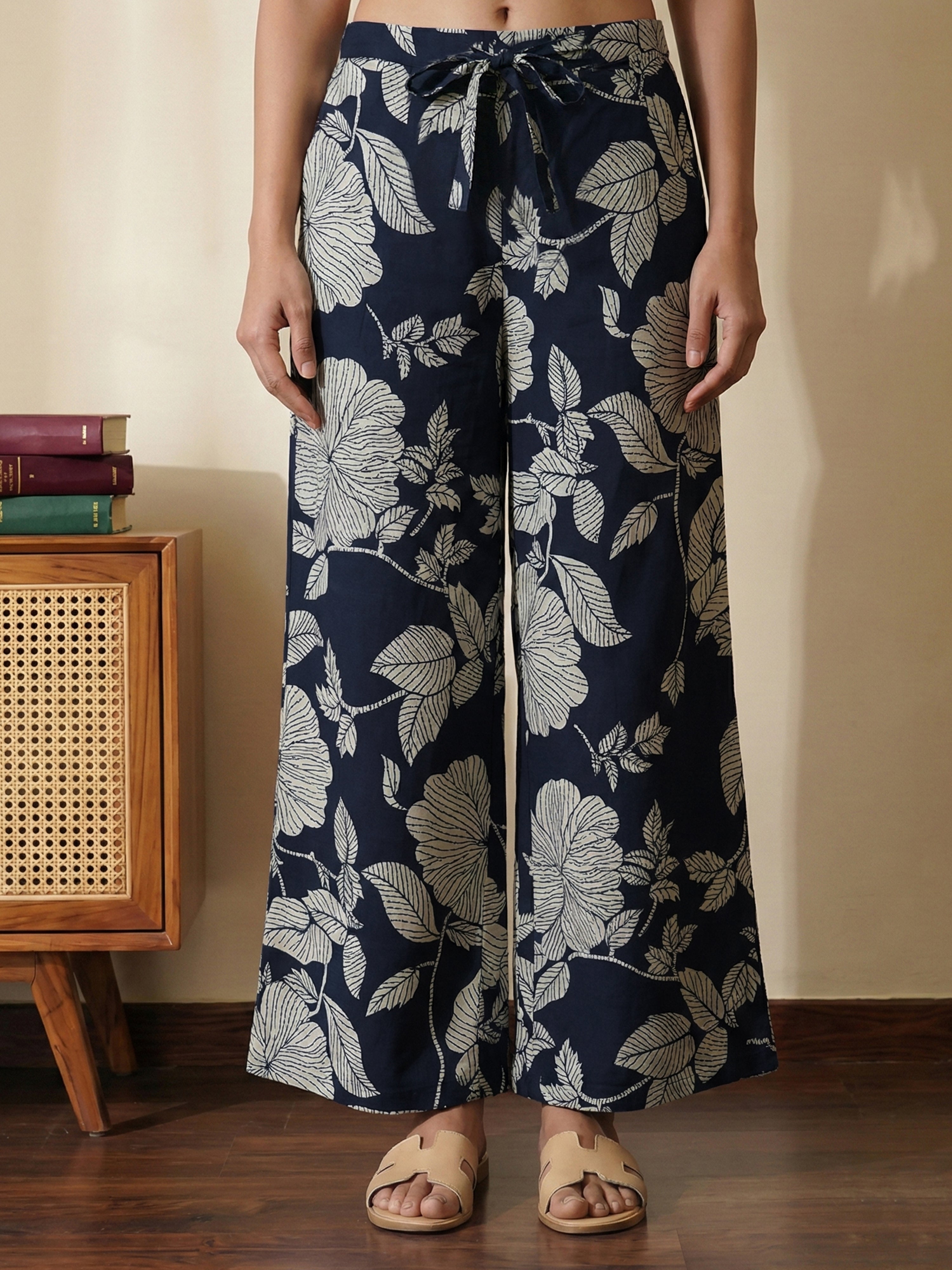 Navy Blue Cotton Halter Neck Sleeveless Kurti Set For Female