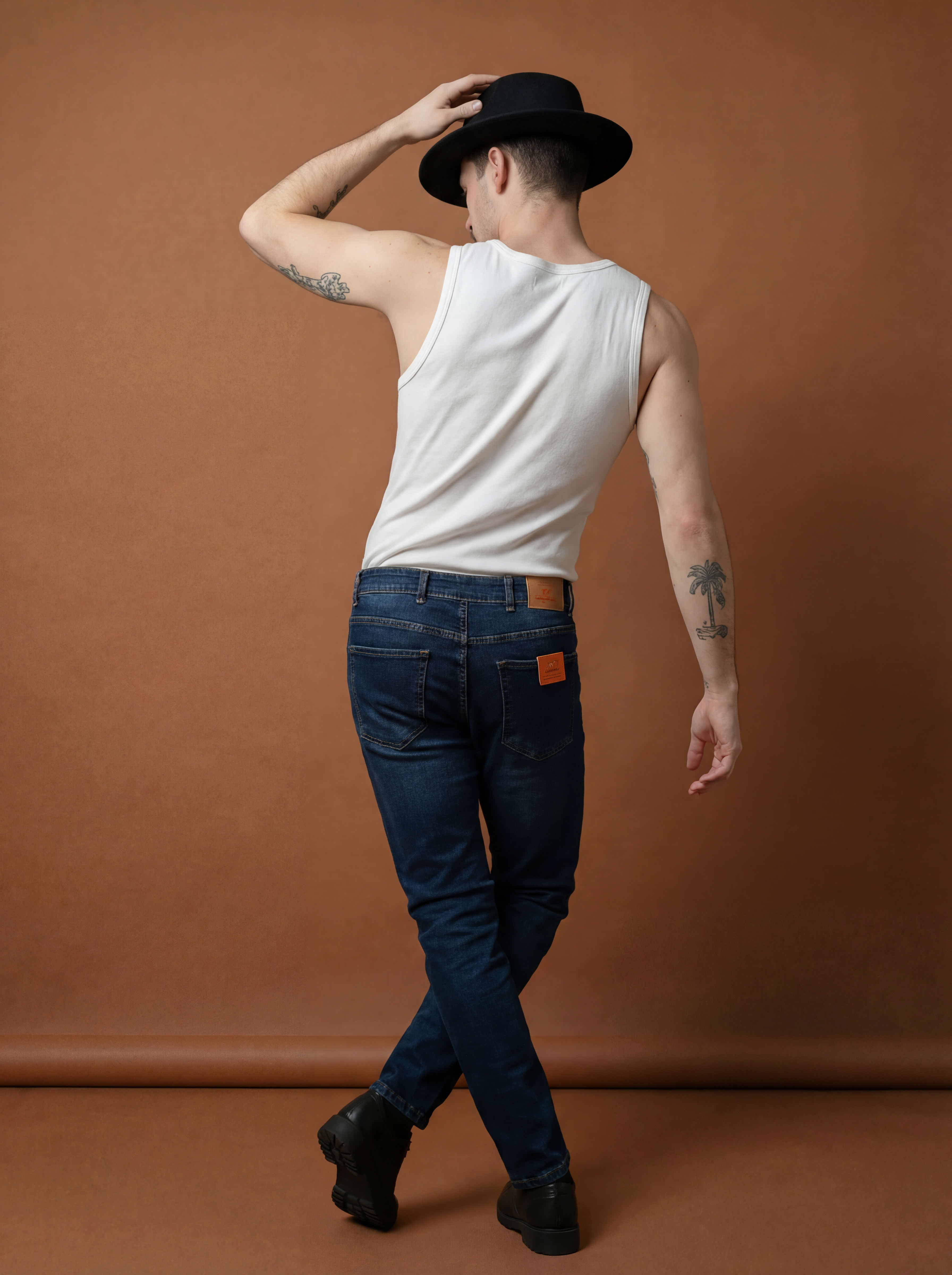 Carrot Cotton Poly Elastane Jeans — Dark Blue Wash