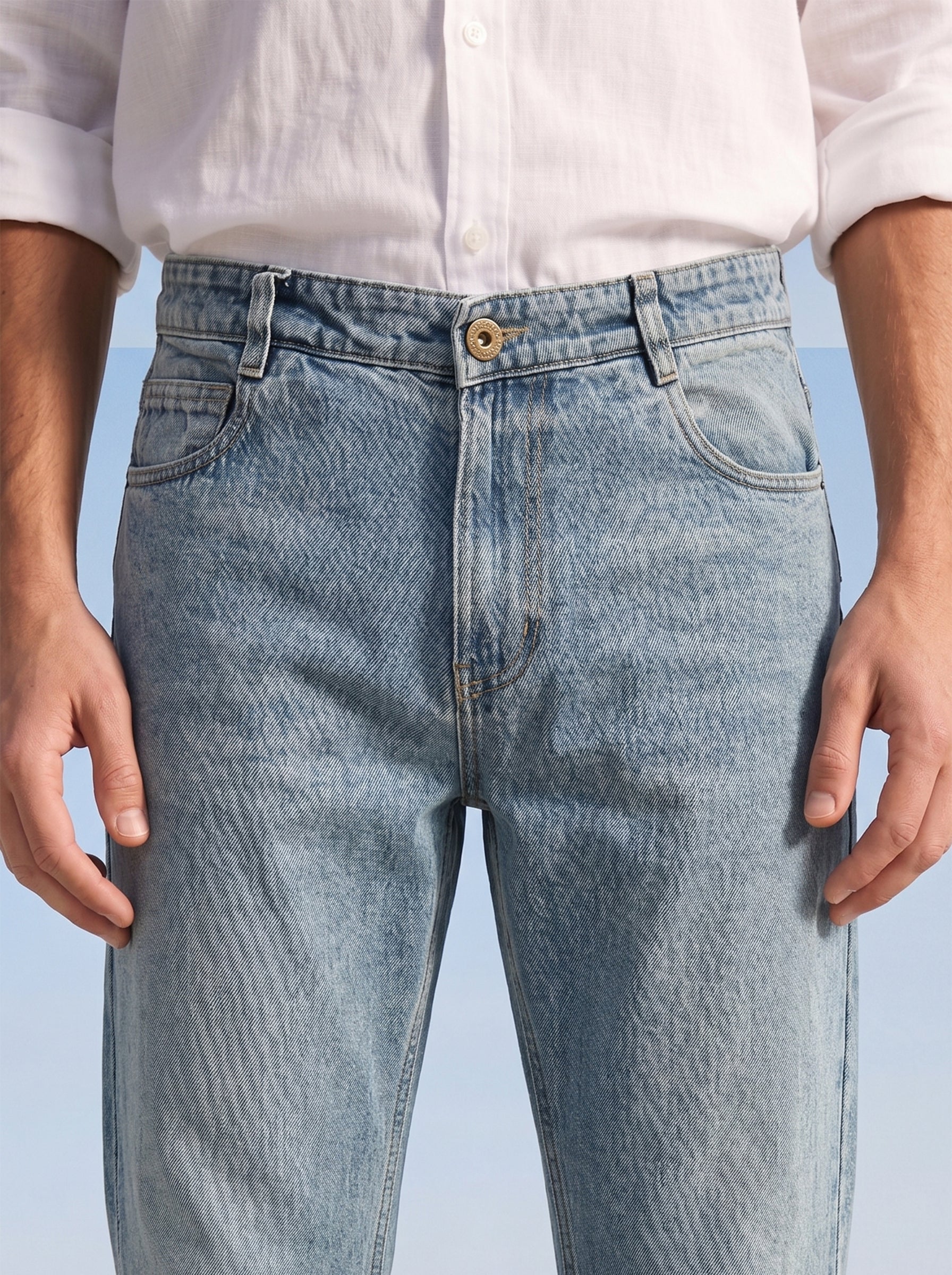 Men's Mid Blue Straight Fit tinted Cotton Jeans