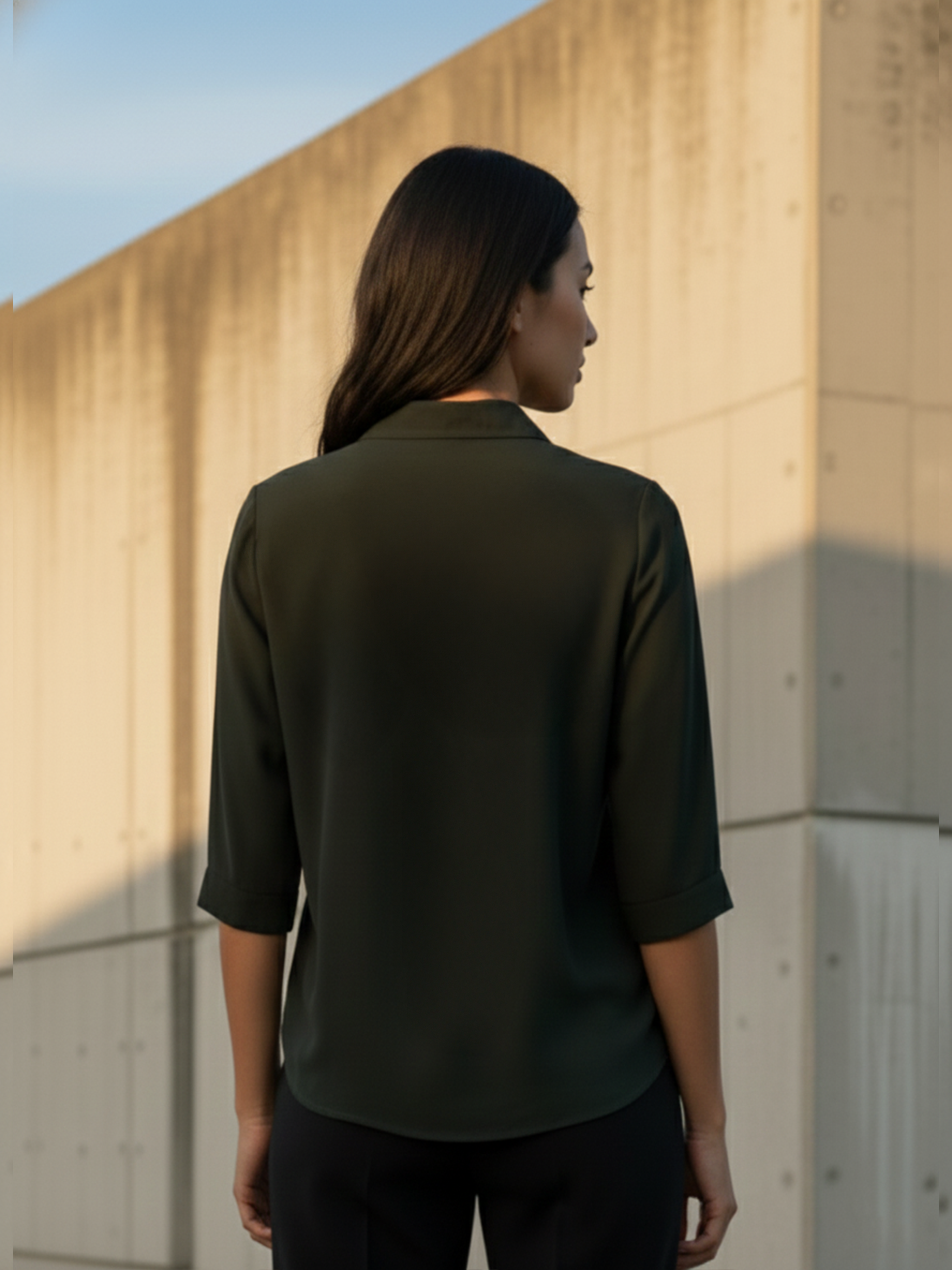 Women’s Mehndi Crest Relax Shirt