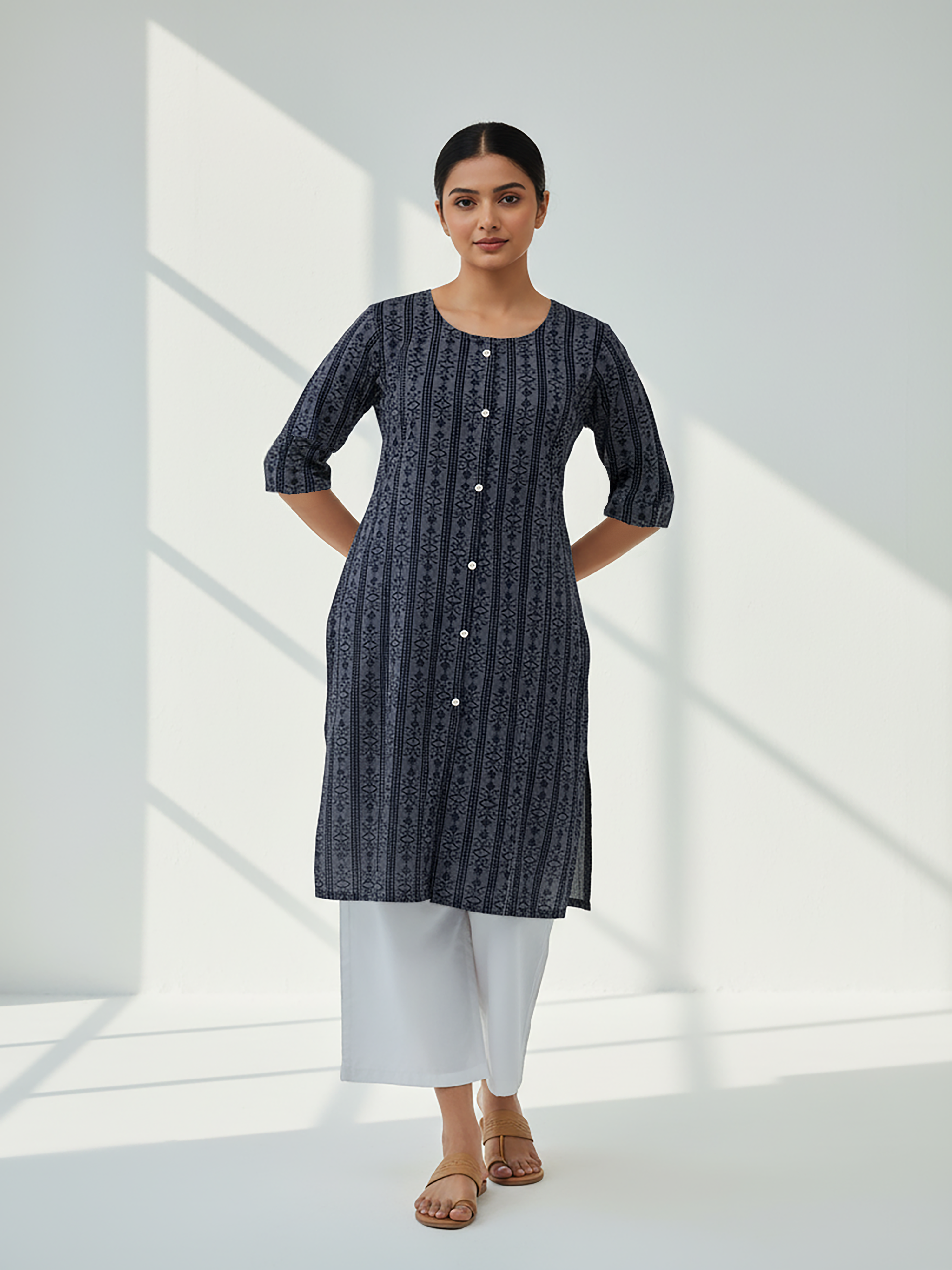 Women’s Stylish Button-Down Kurti