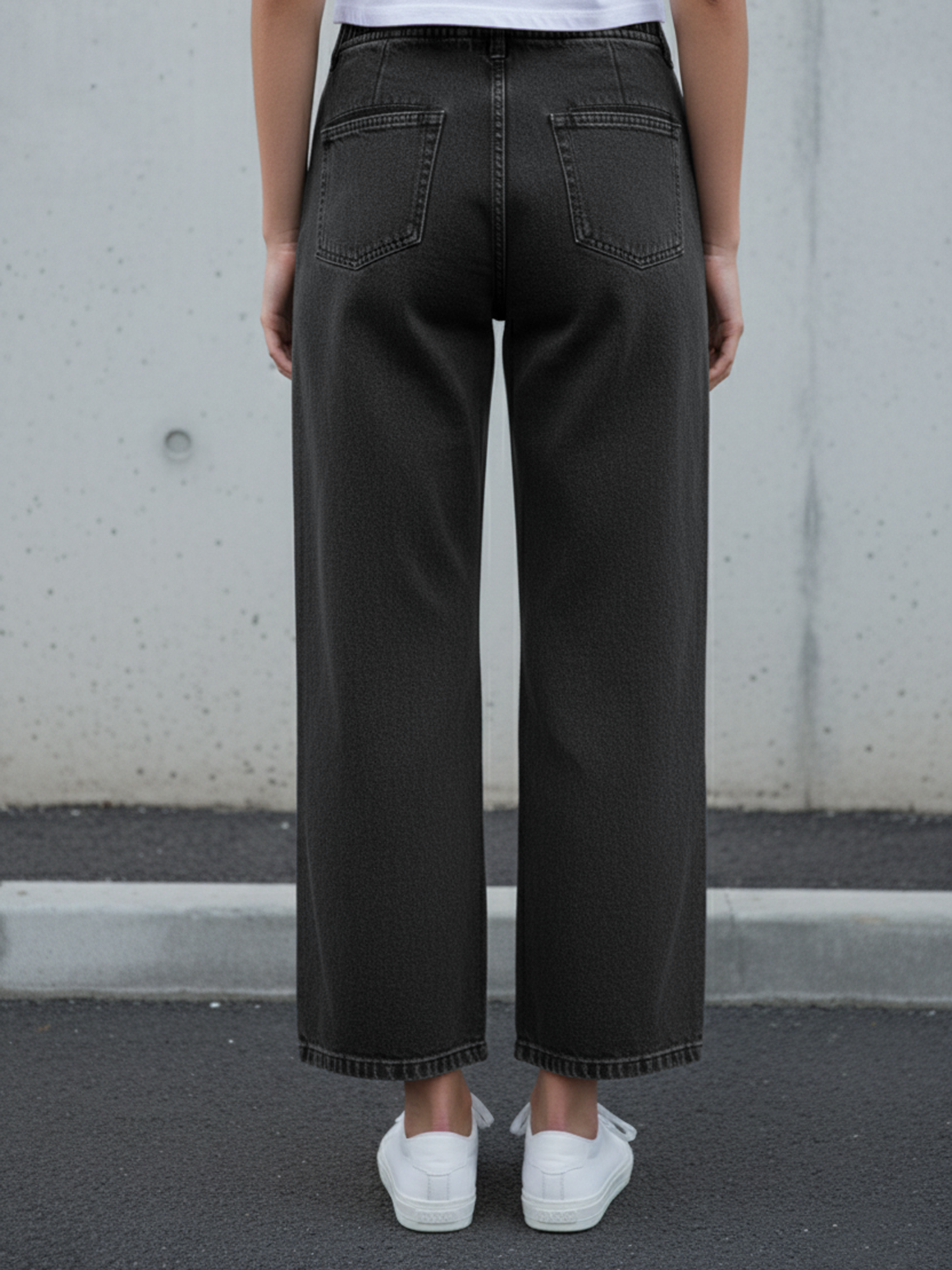 Carbon Black Women's Wide leg Jeans