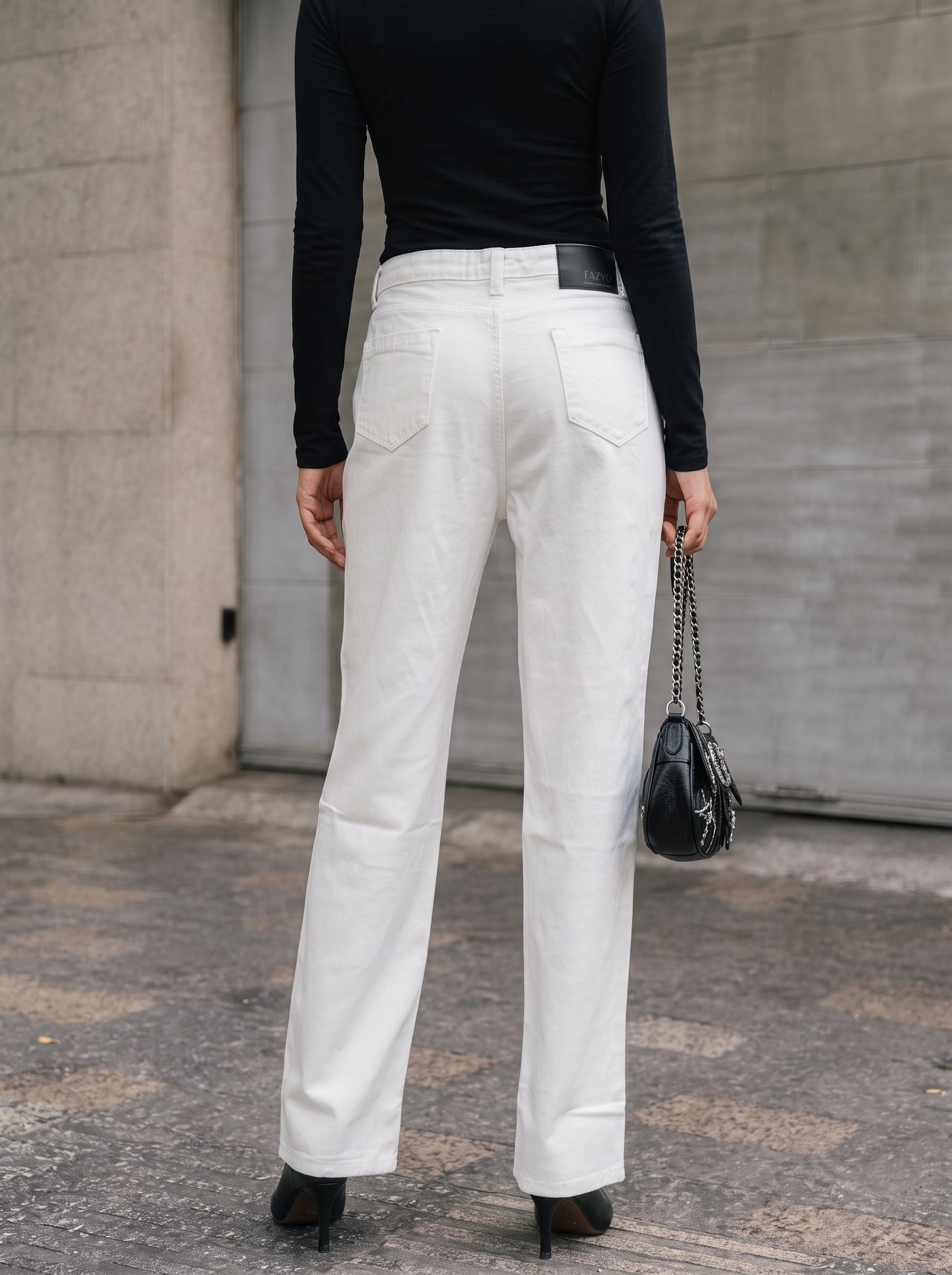 Women's Denim White Straight Fit  Jeans
