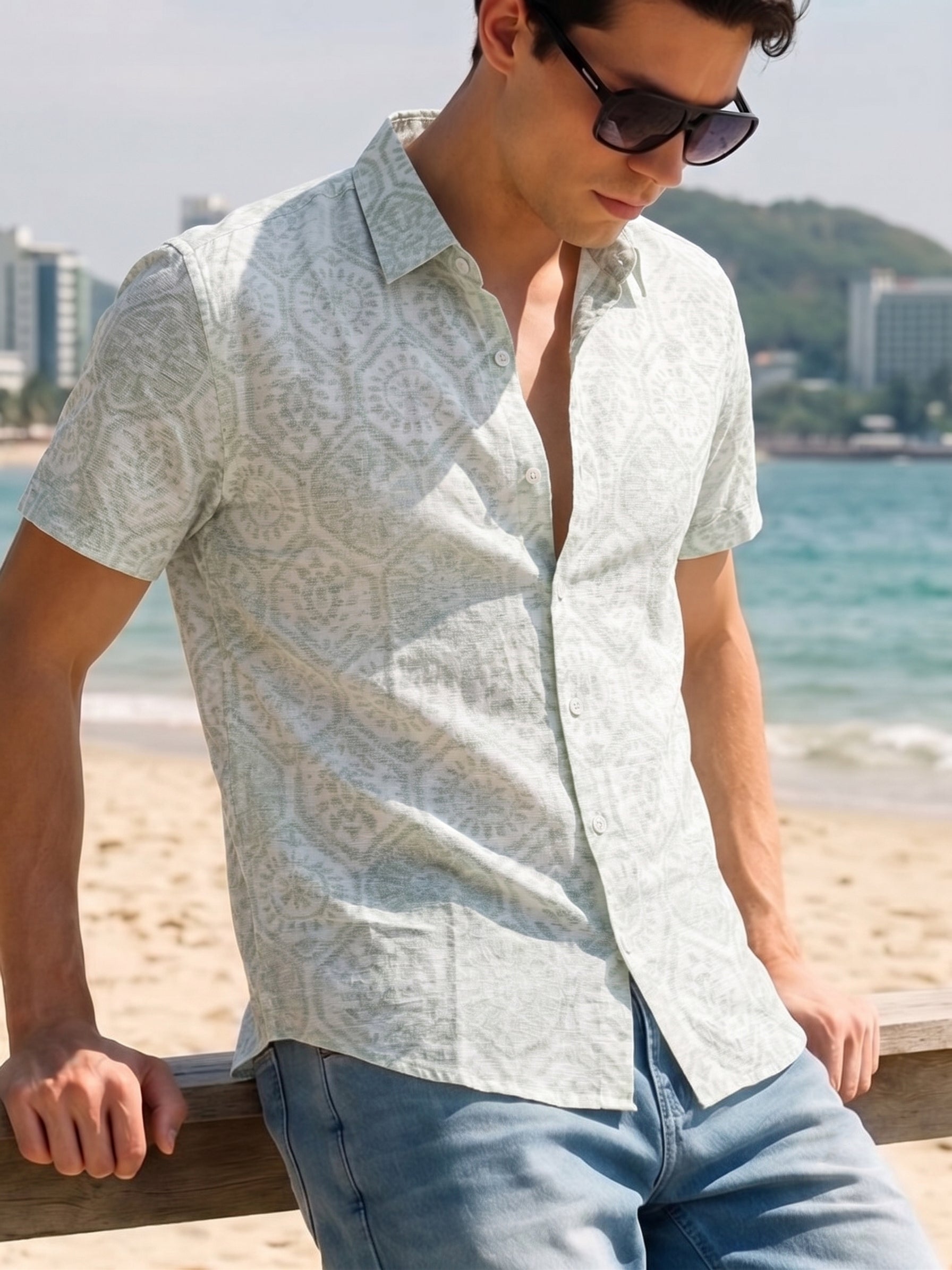 Men's Imported Prints Green Relaxed Fit Half Sleeve Shirt
