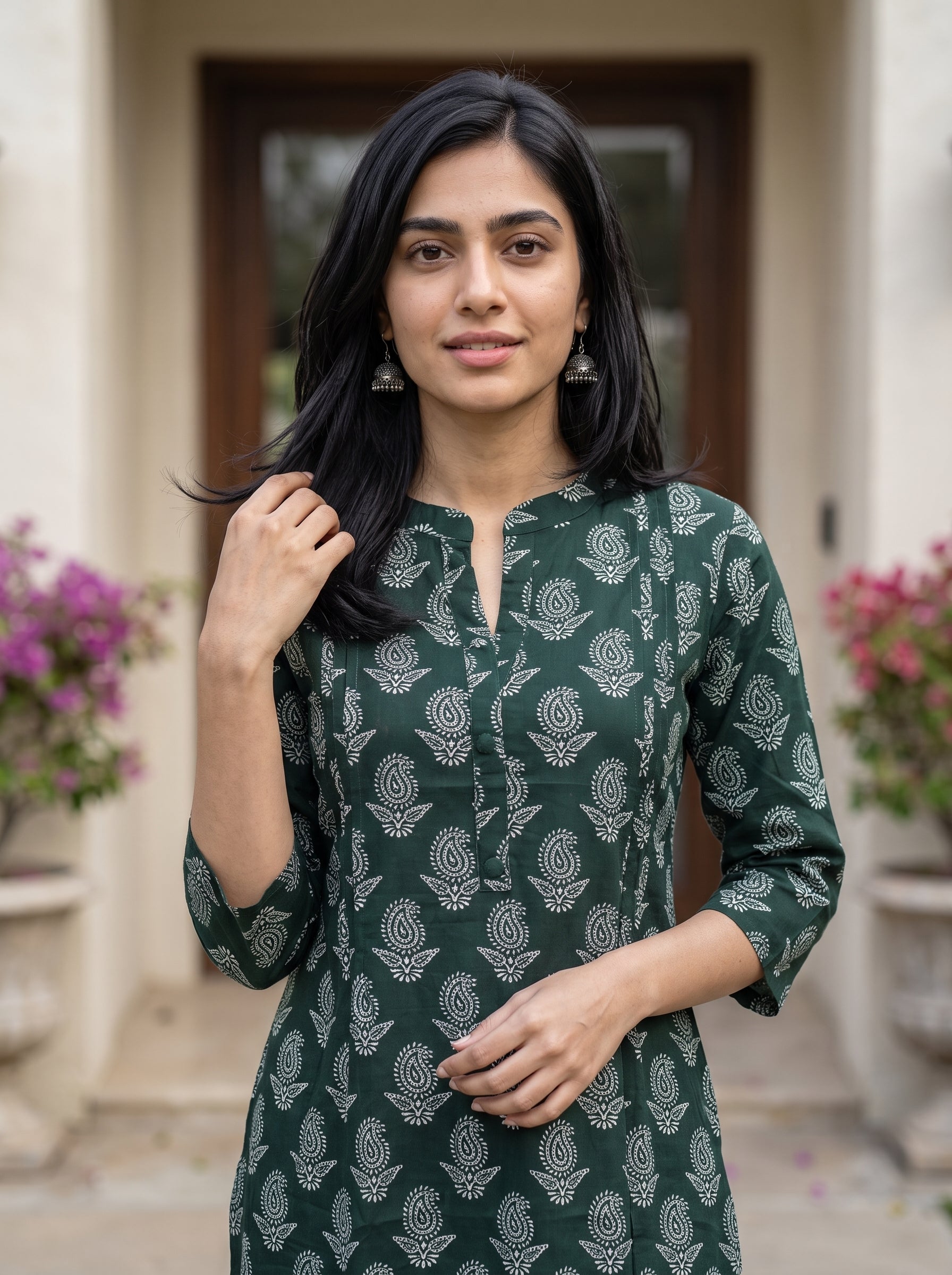 Women's Cotton Rama Green Regular Fit Kurti