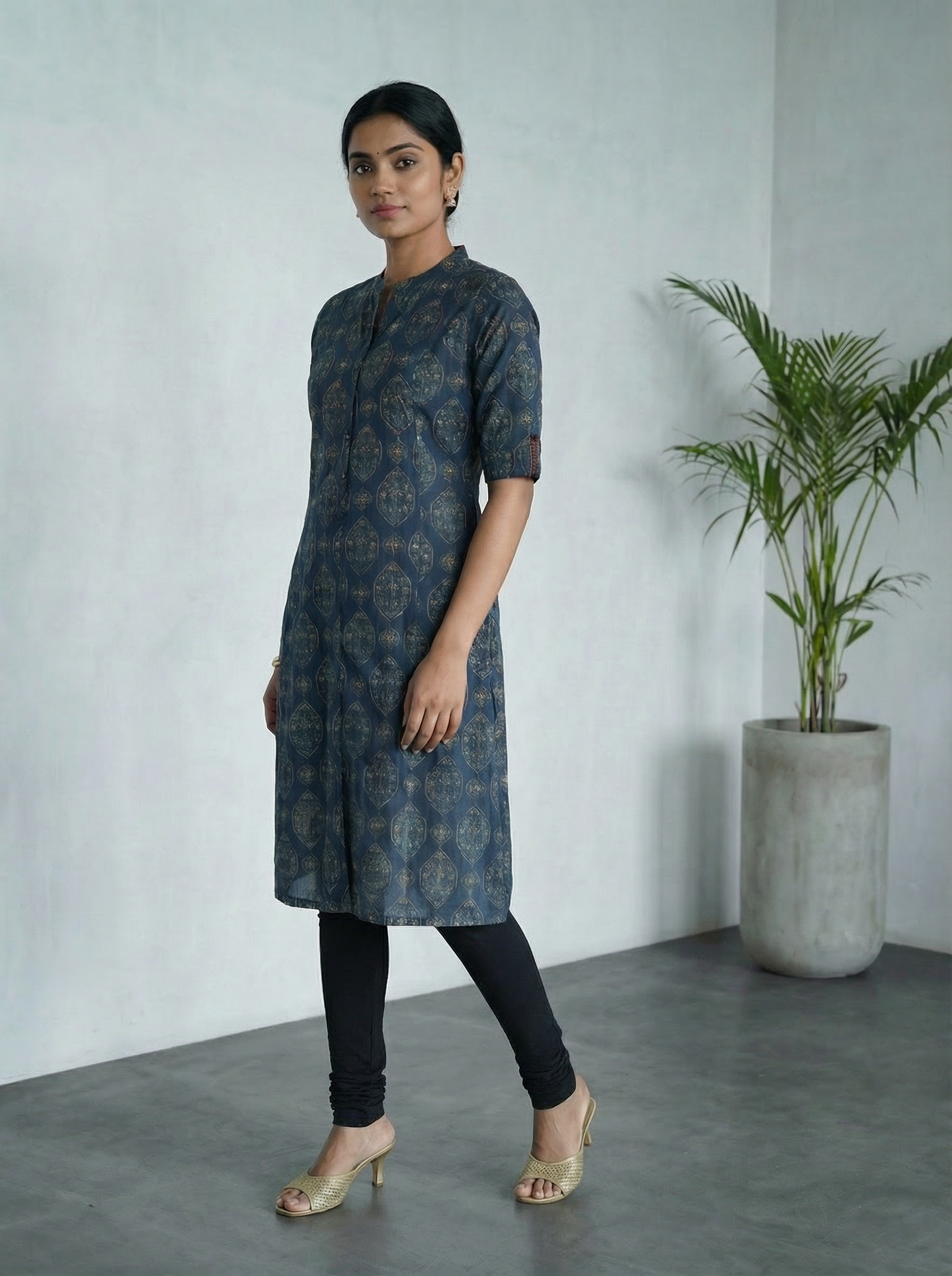 Blue Cotton A-Line Kurti with Mandarin Collar