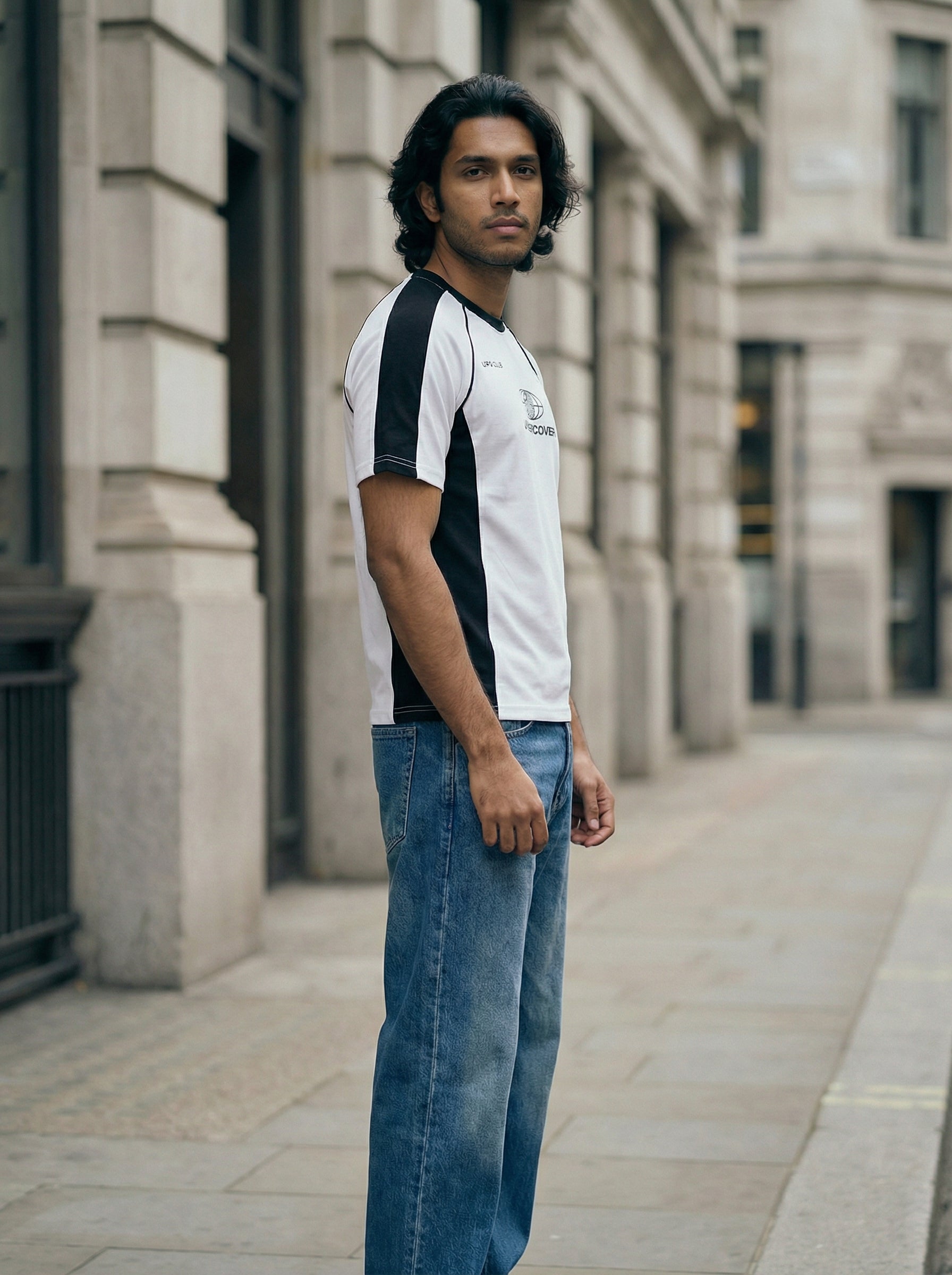 Men’s Oversized Chest Printed T-Shirt – Bright White