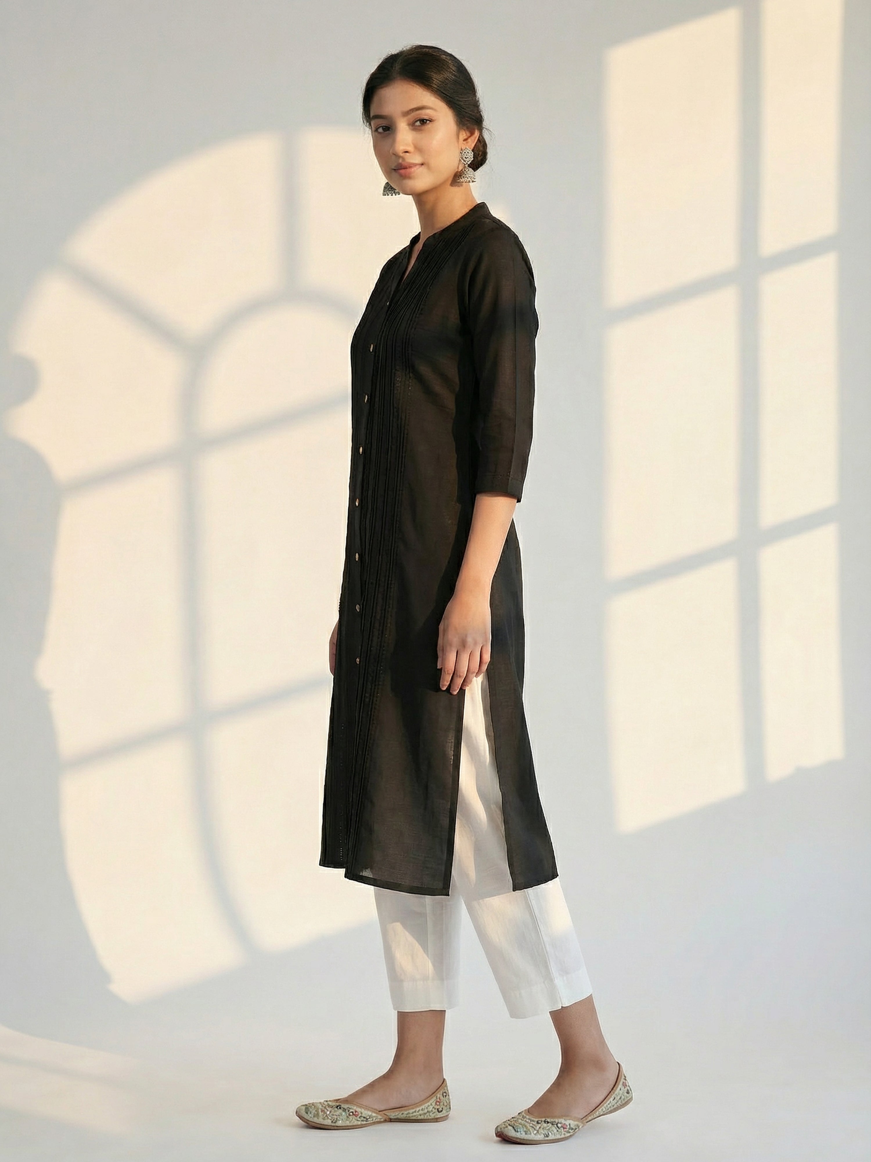 Black Silk Collar Neck 3/4Th Sleeve Kurti For Female