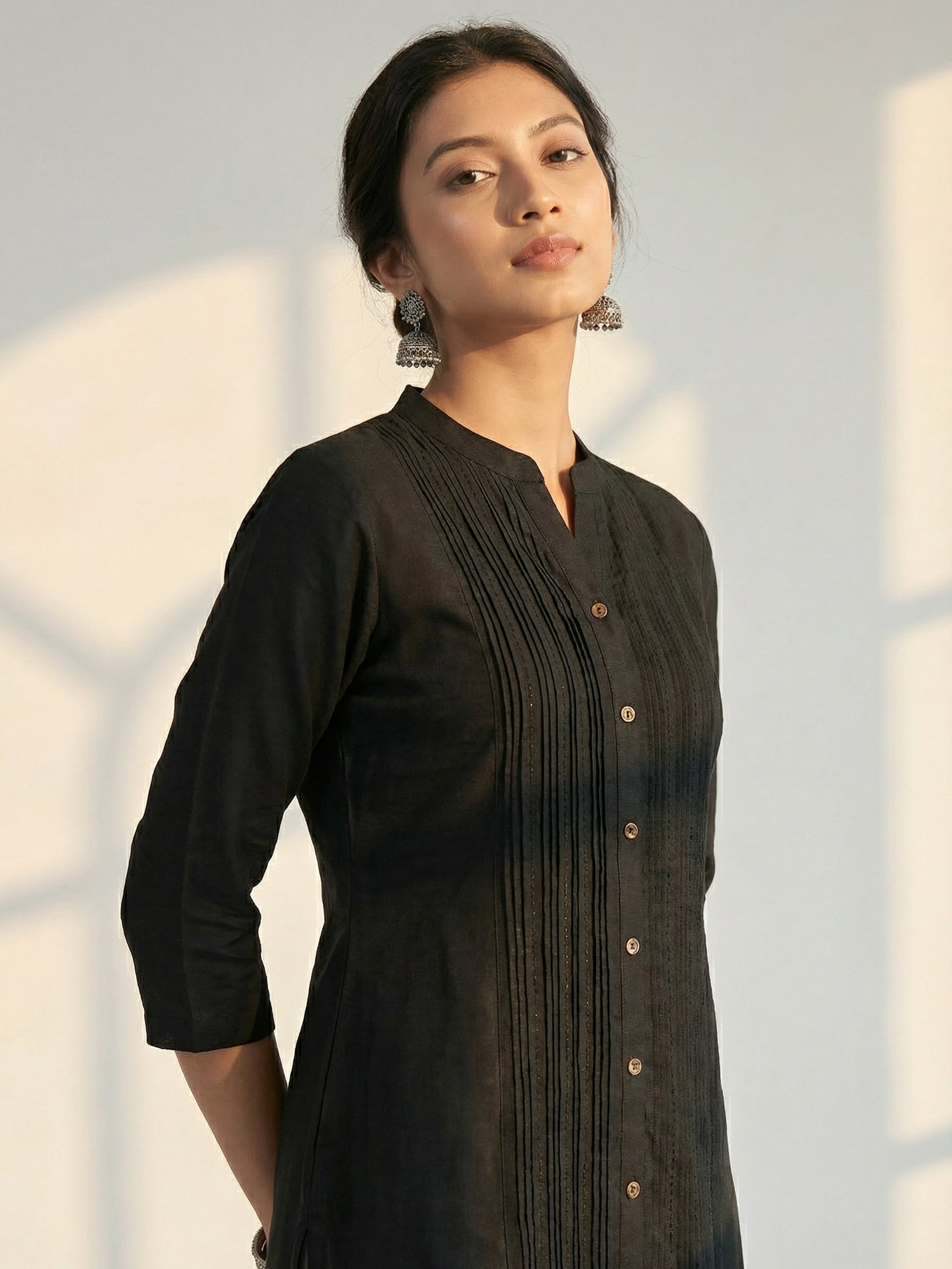 Black Silk Collar Neck 3/4Th Sleeve Kurti For Female