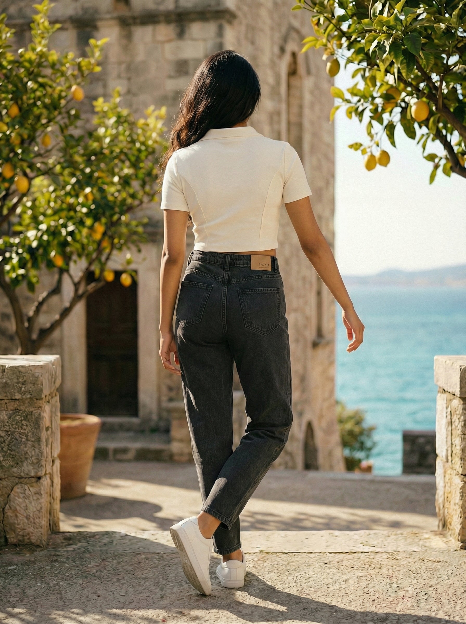 Women’s Carbon Black Mom Fit PP Spray Denim Jeans