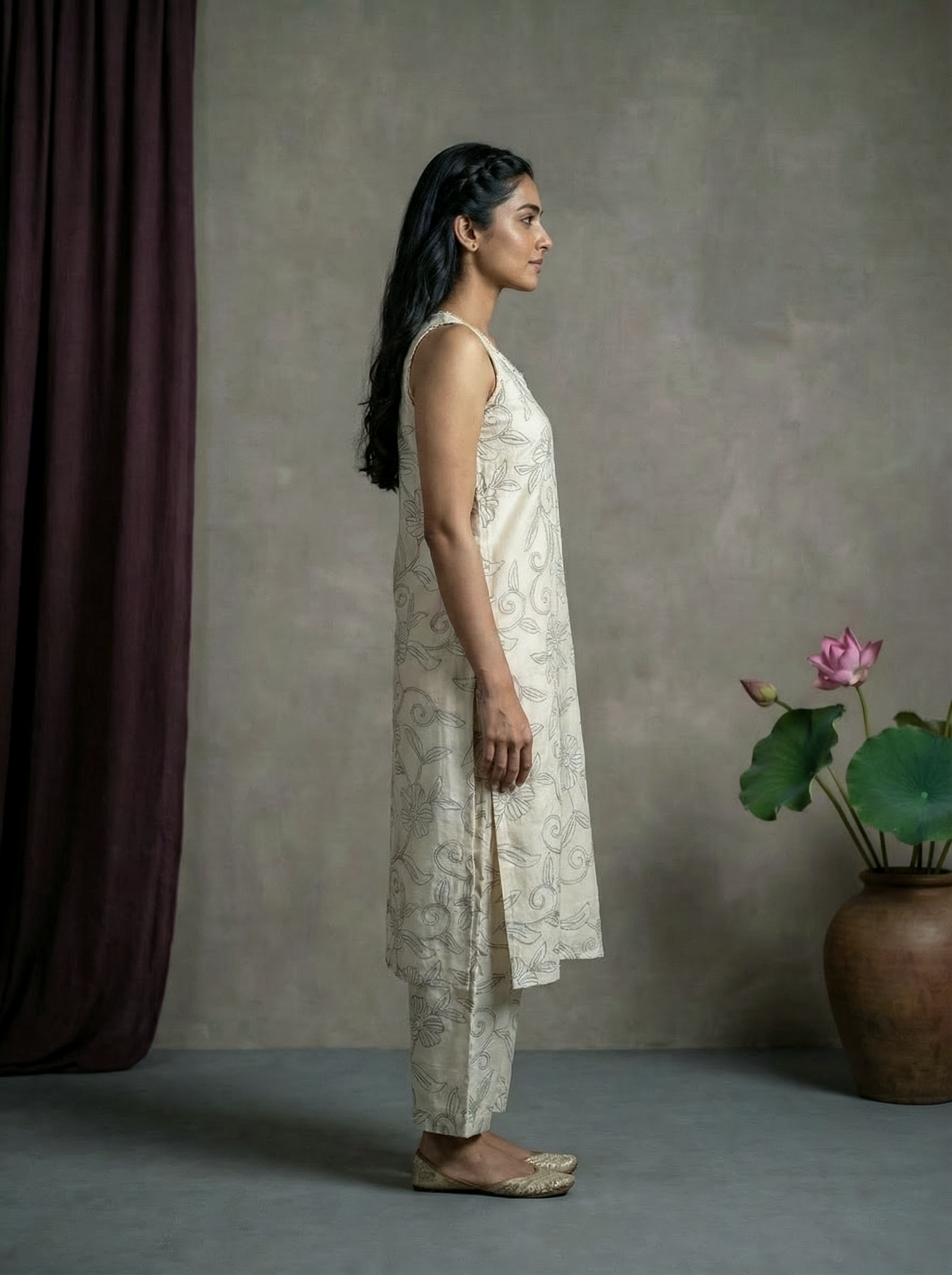 Women’s Cream Vatican Print Kurti Palazzo Set with Thread Work