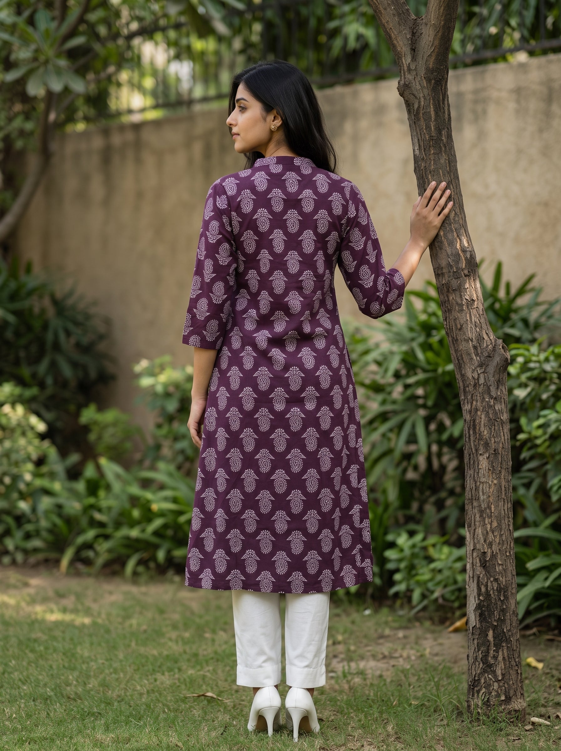 Women's Cotton Wine Regular Fit Kurti