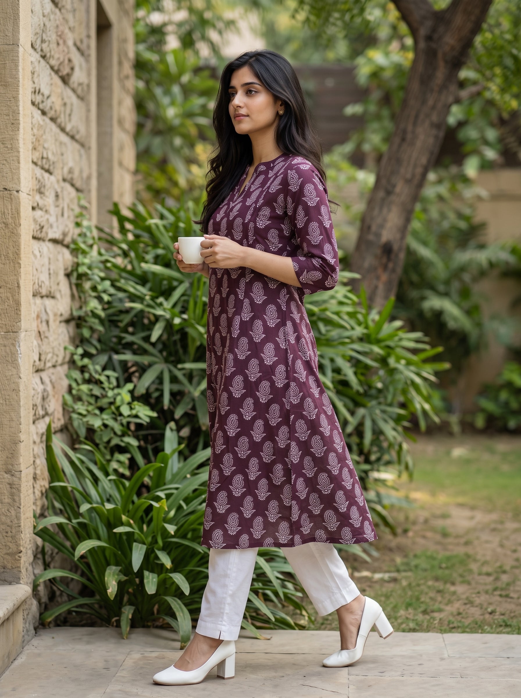 Women's Cotton Wine Regular Fit Kurti