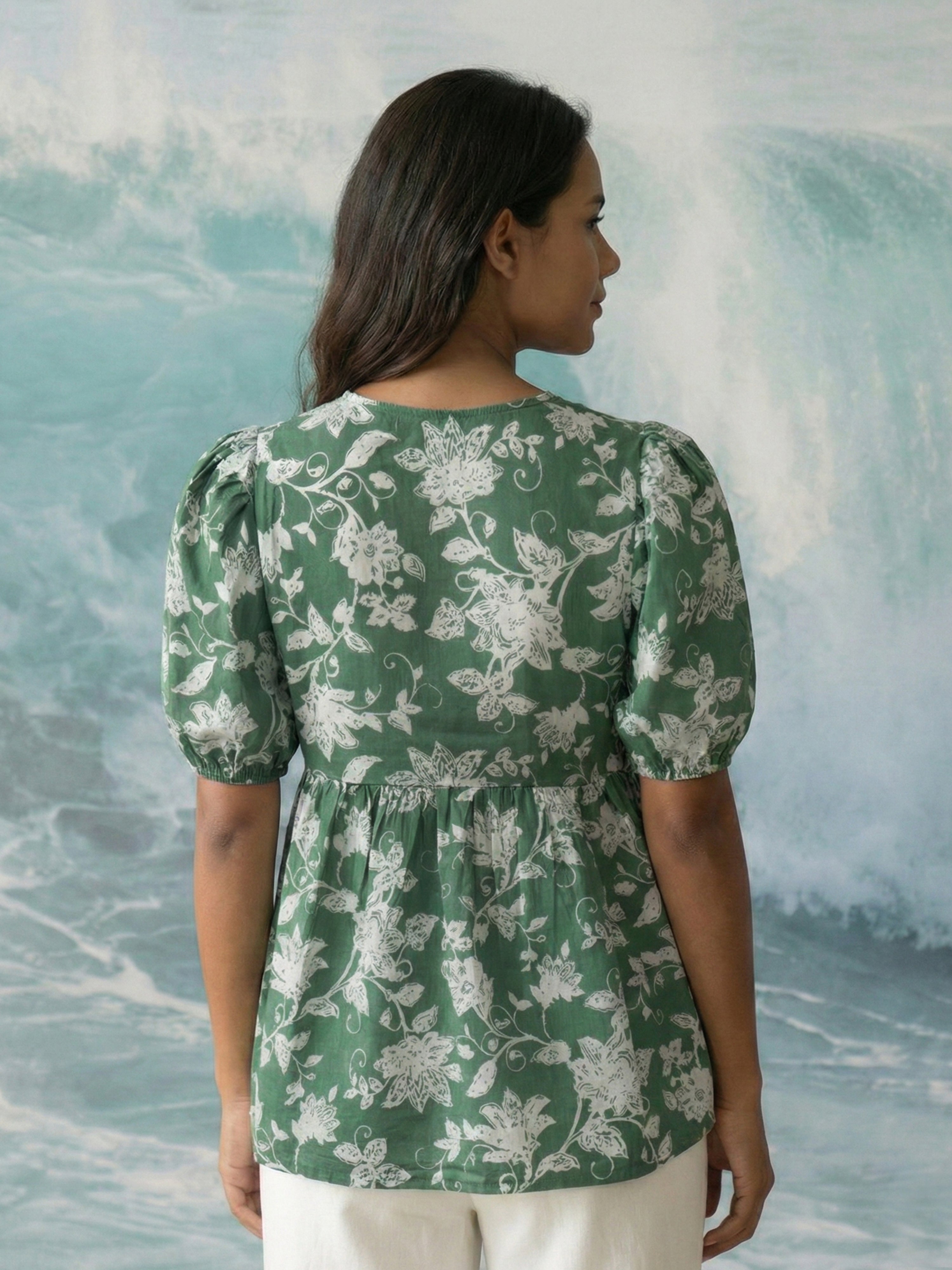 Women's Green Cotton Top with V Neck Neck