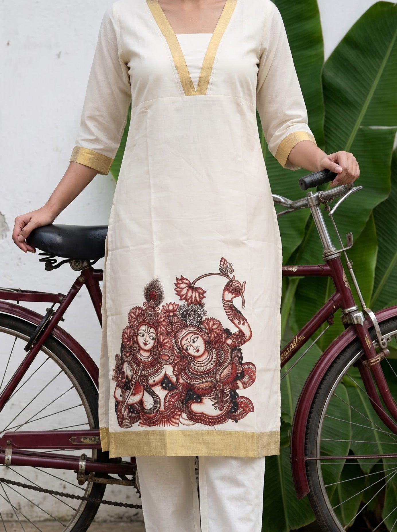 Women's Cotton Cream Regular Fit Onam Special Kurti